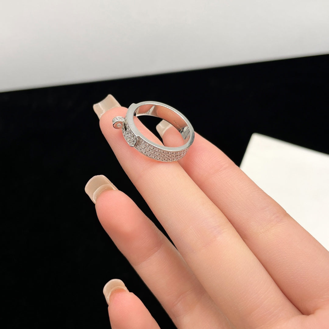 KELLY SILVER DIAMOND RING - Product Image 5