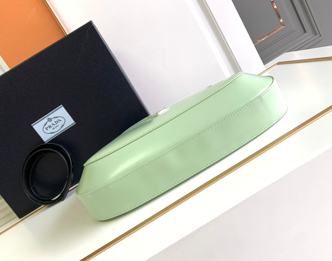 CLEO 30 LIGHT GREEN BRUSHED LEATHER SHOULDER BAG - Product Image 4