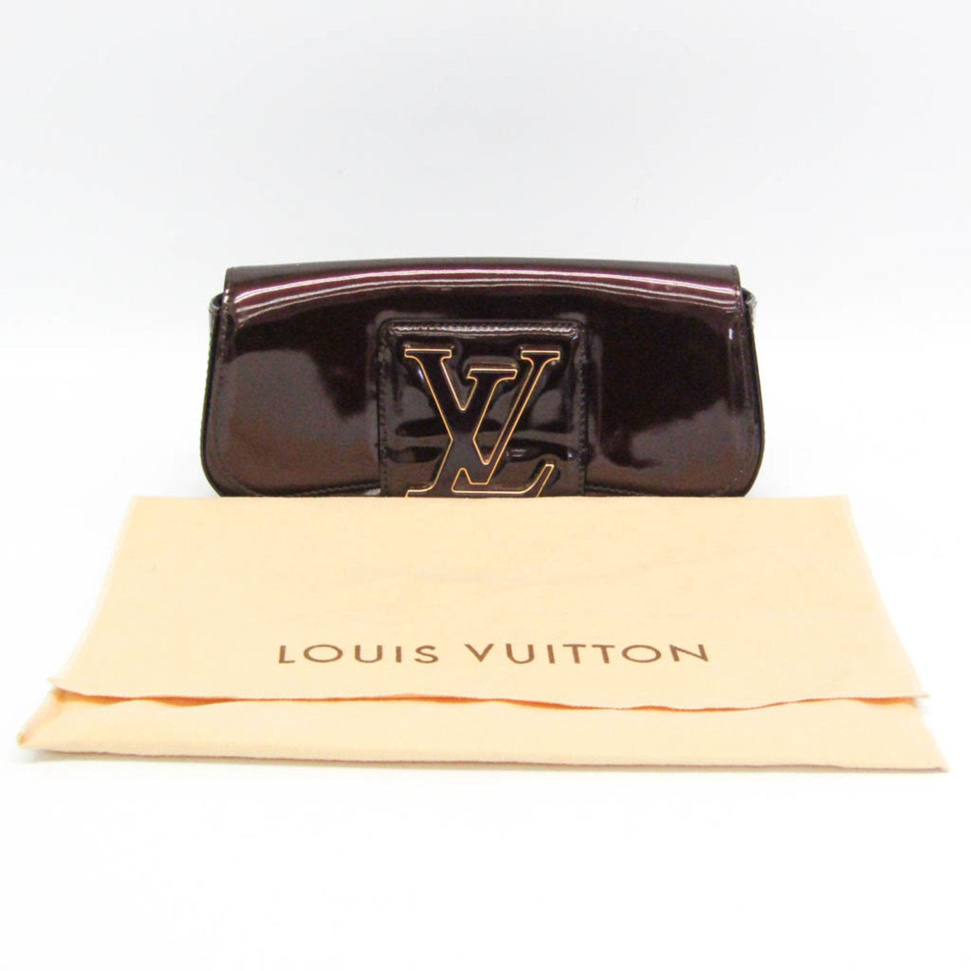 Louis Vuitton Vernis Red Clutch Bags - Product Image 2
