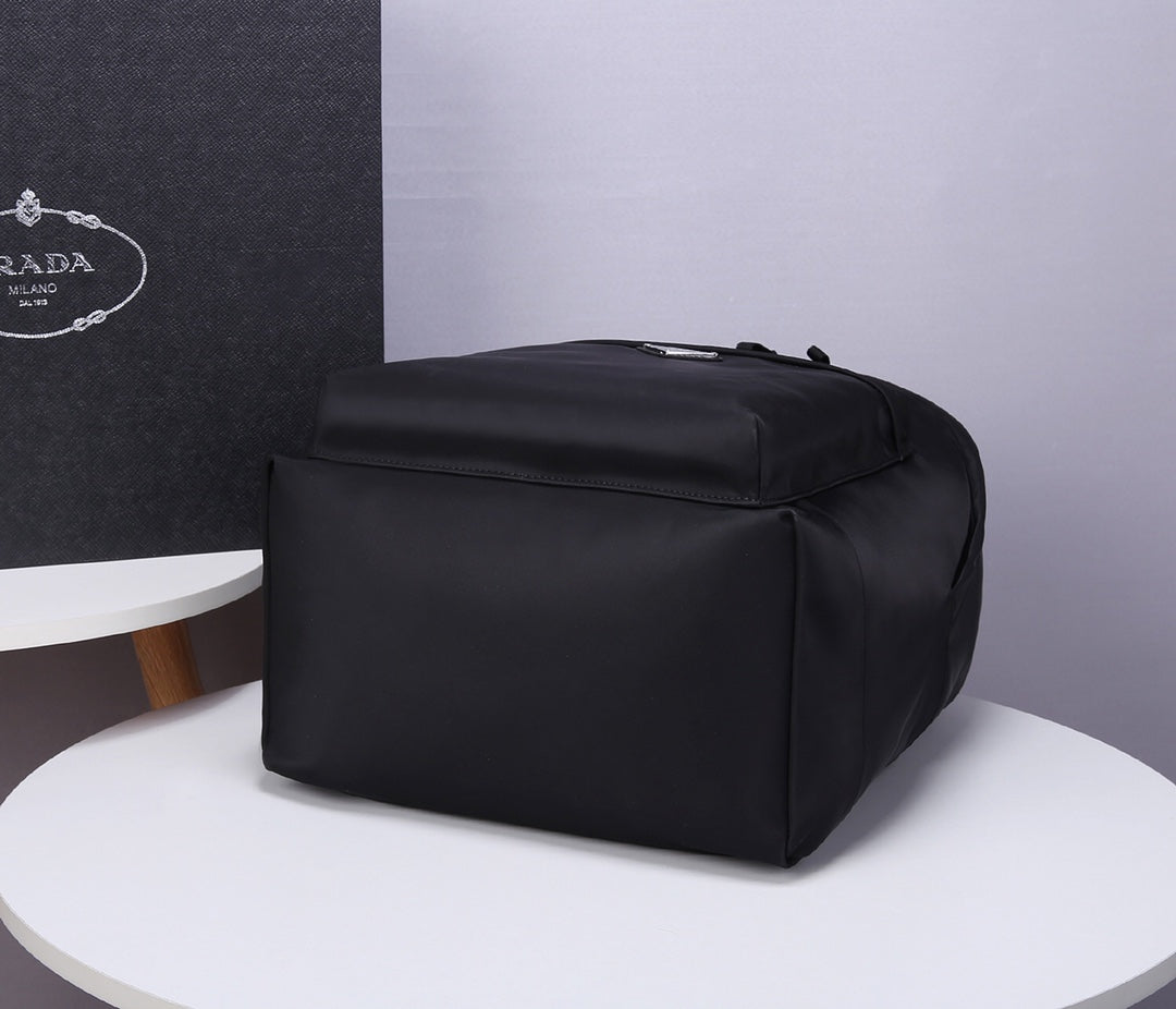 PRA BACKPACK 39 IN BLACK RE-NYLON AND SAFFIANO LEATHER - Product Image 4