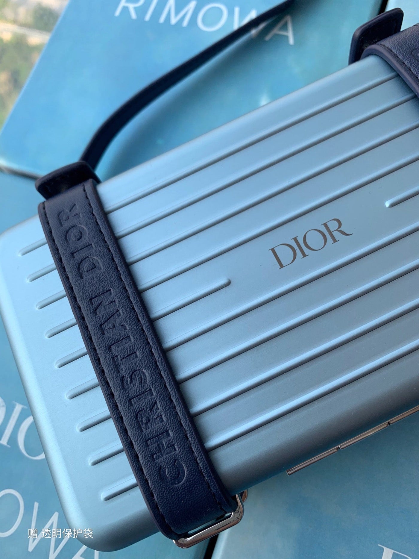 RIMOWA 20 CASE BAG IN COBALT BLUE ALUMINUM MAGNESIUM - Product Image 5