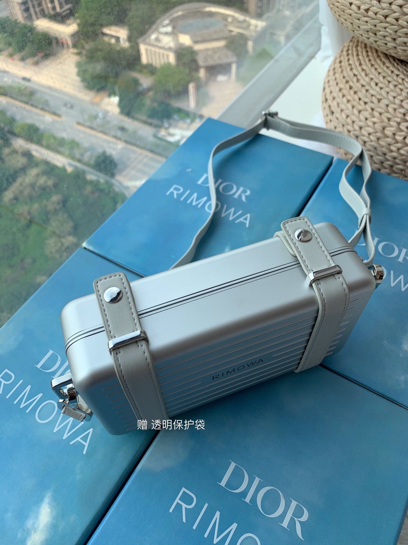 RIMOWA 20 CASE BAG IN GREY ALUMINUM MAGNESIUM - Product Image 3