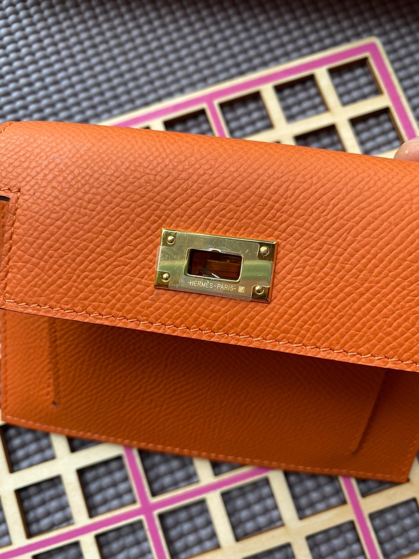 HM Kelly Pocket 13.5 Orange Epsom Ghw - Product Image 7