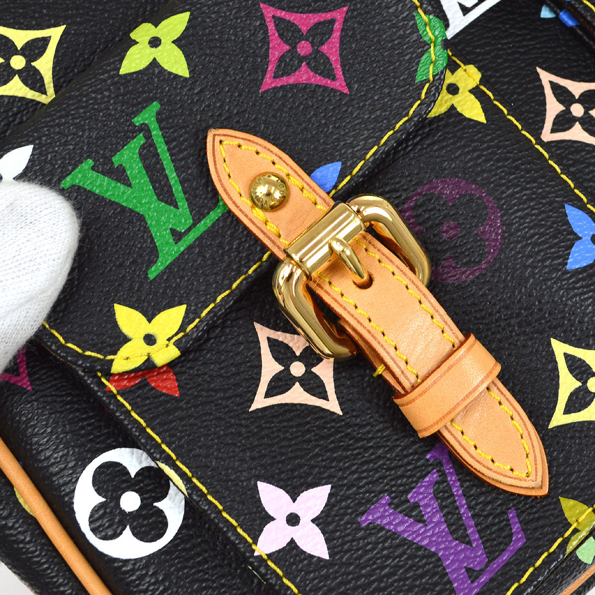 LOUIS VUITTON LODGE PM in Black
