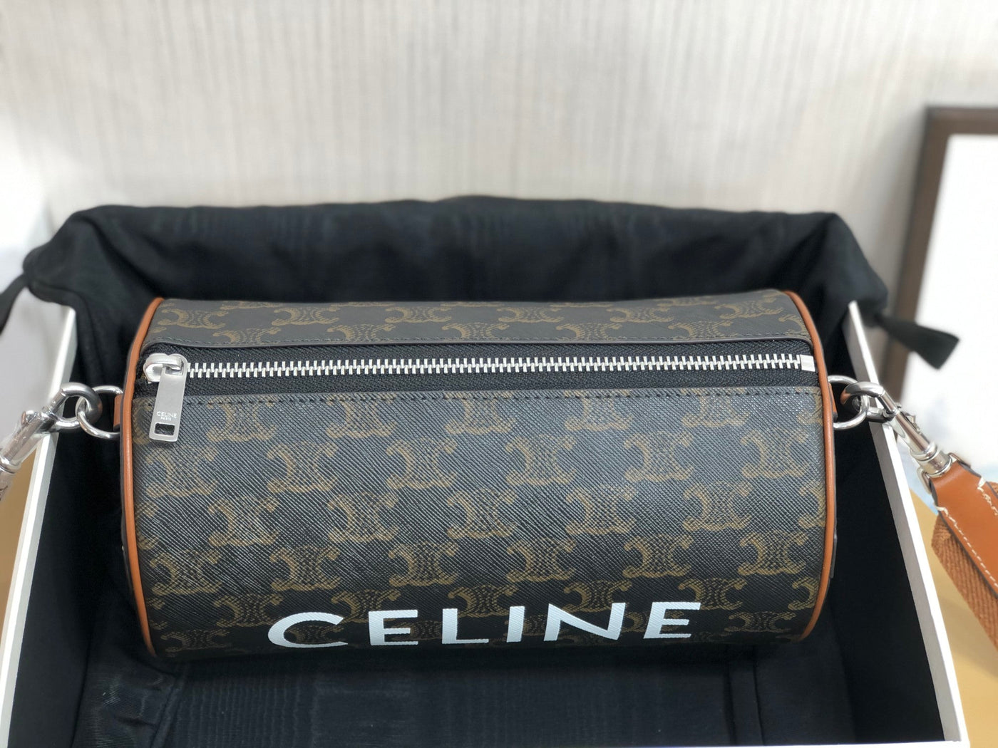 CYLINDRICAL 22 BAG BLACK PATTERN COWHIDE - Product Image 3