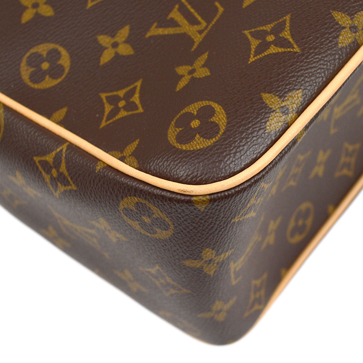 LOUIS VUITTON MULTIPLI CITE MONOGRAM