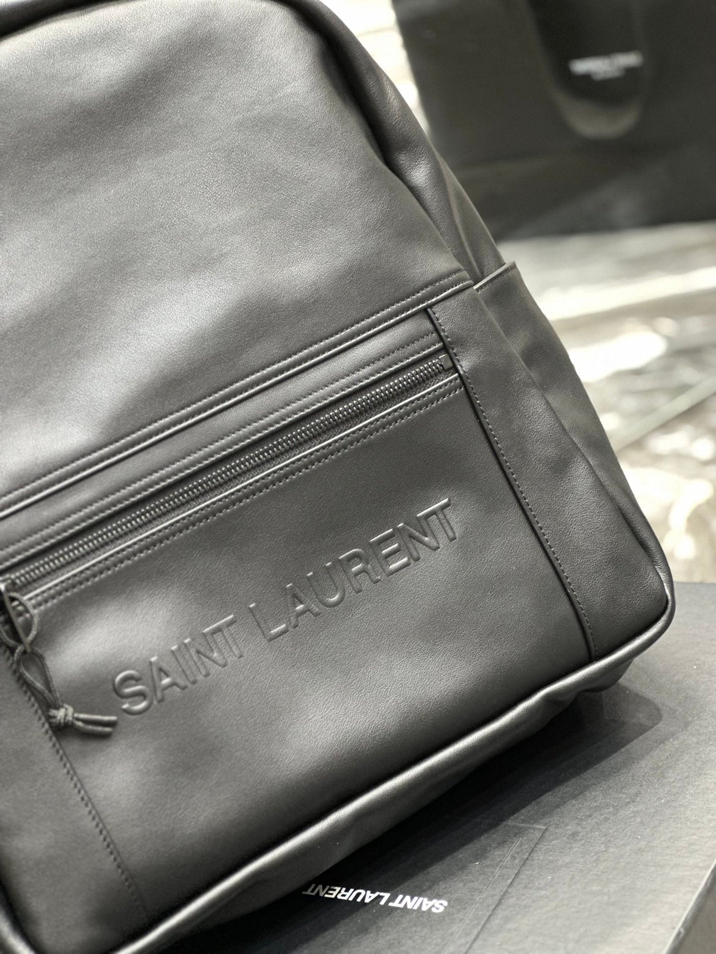BACKPACK 37 IN ECHO GRAY CALFSKIN - Product Image 3