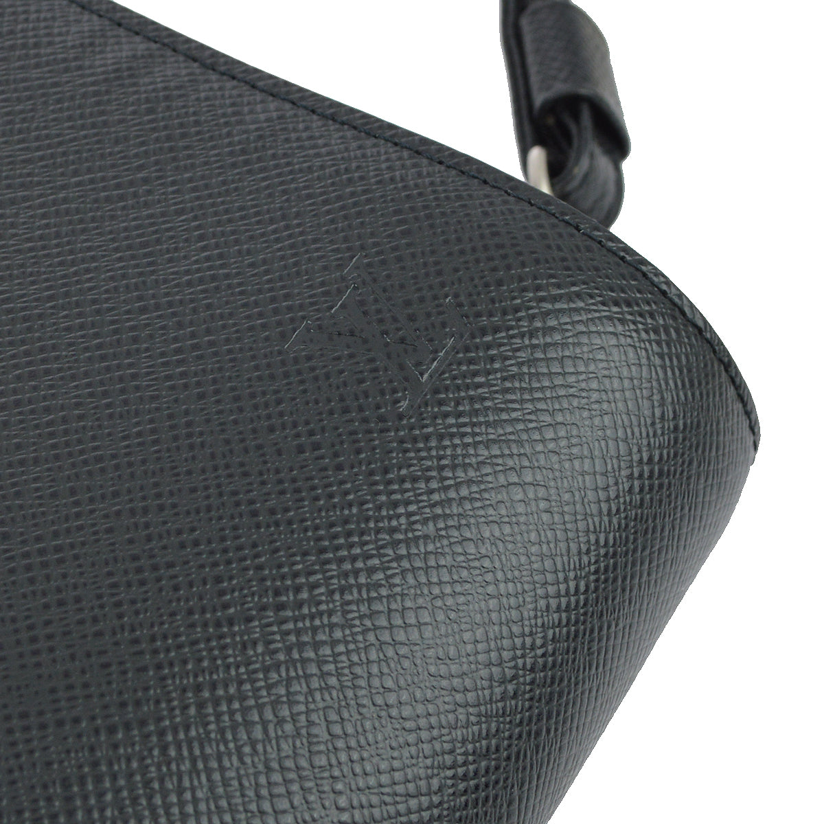 Louis Vuitton Black Taiga Baikal Clutch Handbag
