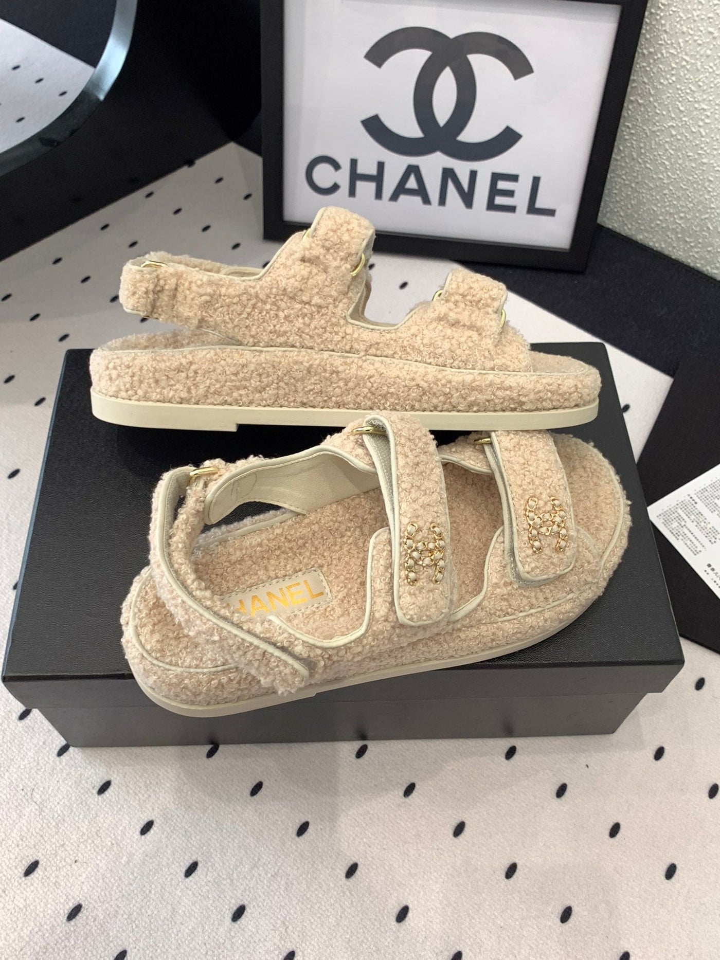 CC DAD SANDAL ECRU BEIGE LAMB FUR - Product Image 2