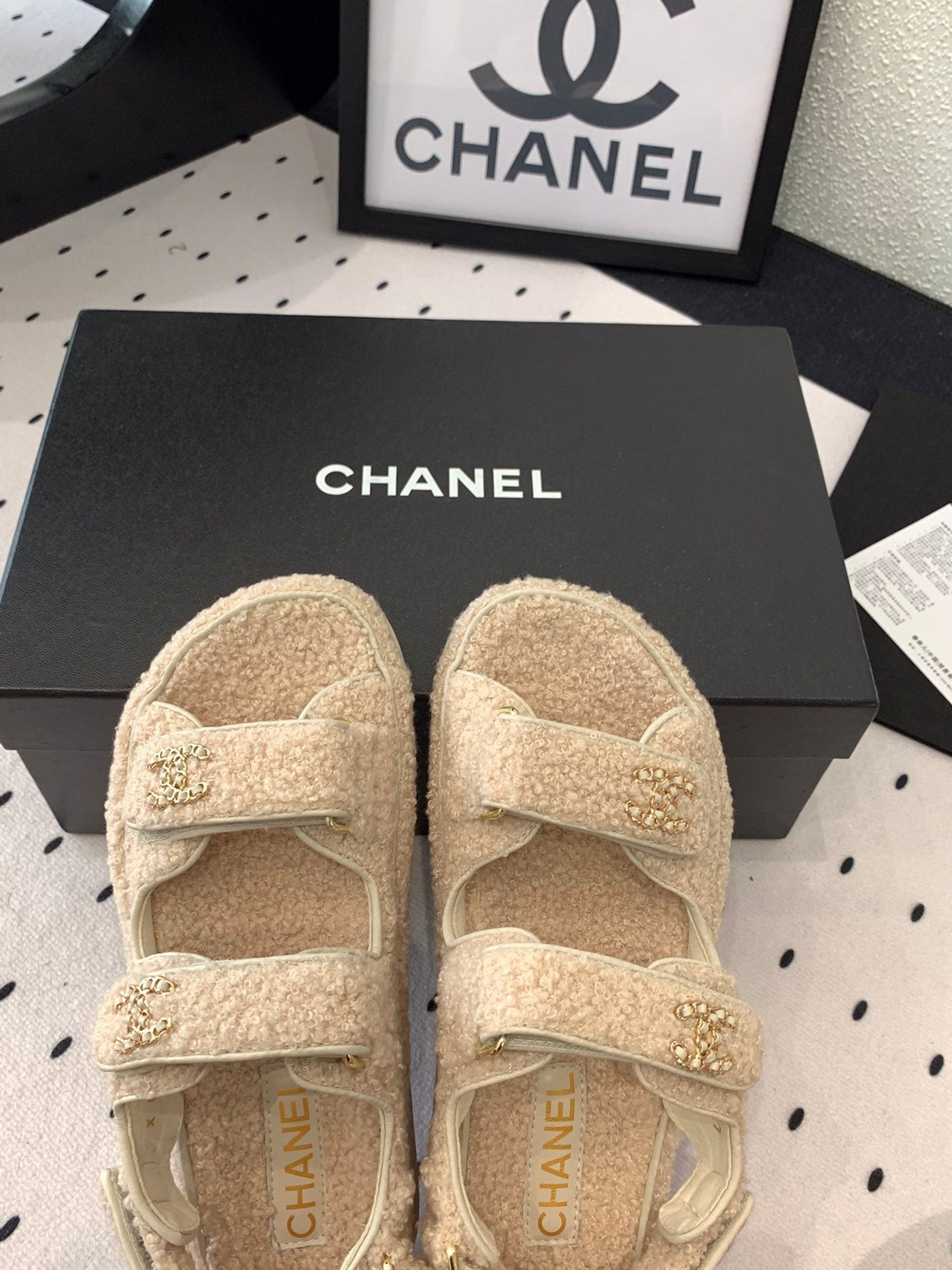 CC DAD SANDAL ECRU BEIGE LAMB FUR - Product Image 4