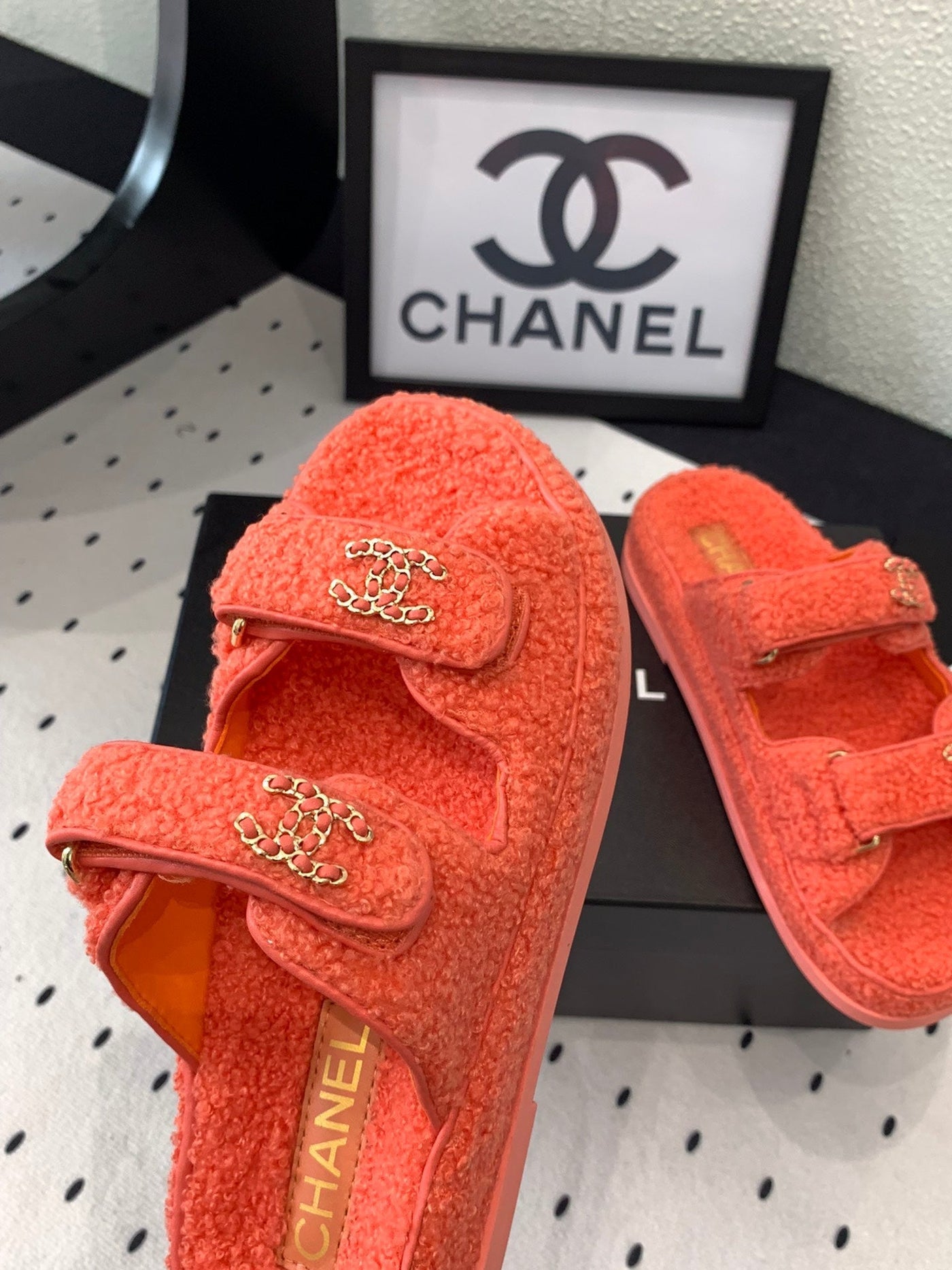CC DAD SANDAL MULE IN RED ORANGE LAMB FUR - Product Image 6