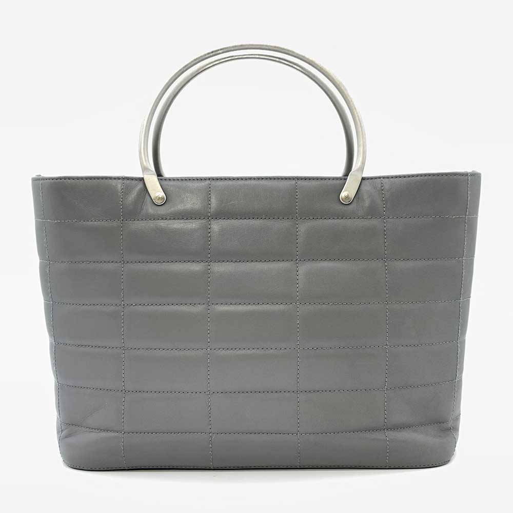 Chanel Chocolate Bar Handbag Gray Leather | Studio Nafay