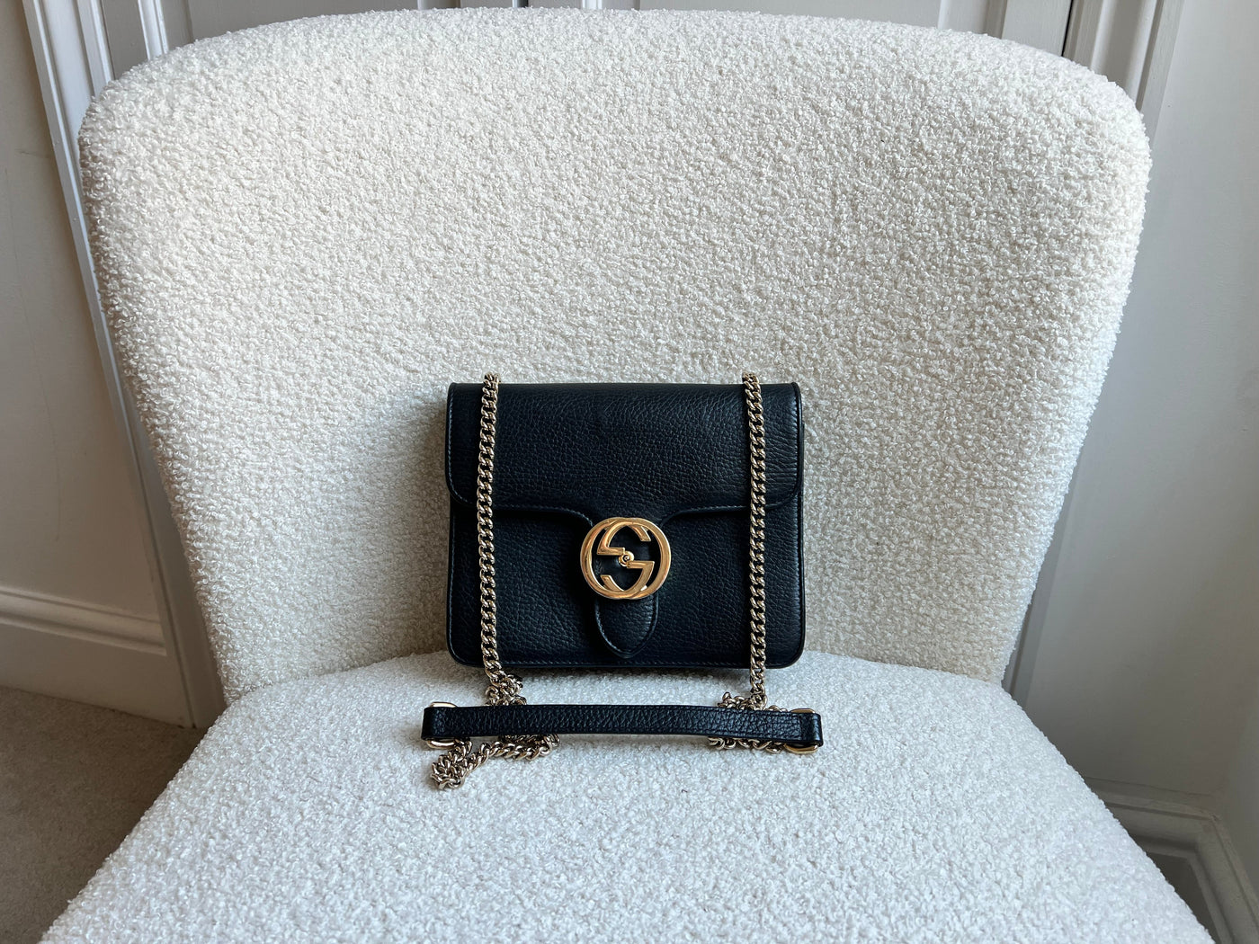 Gucci Interlocking GG Black Small Shoulder Bag | Studio Nafay