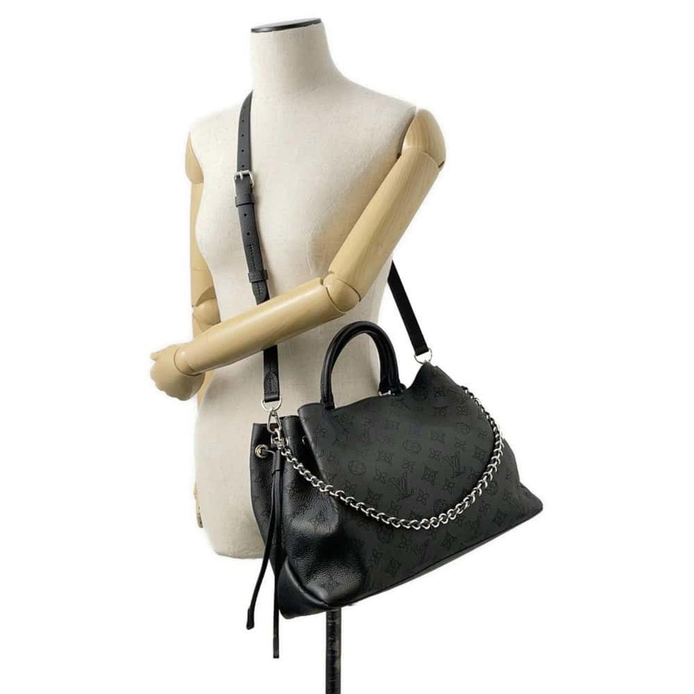 Louis Vuitton Noir Monogram Mahina Leather Handbag Shoulder Bag
