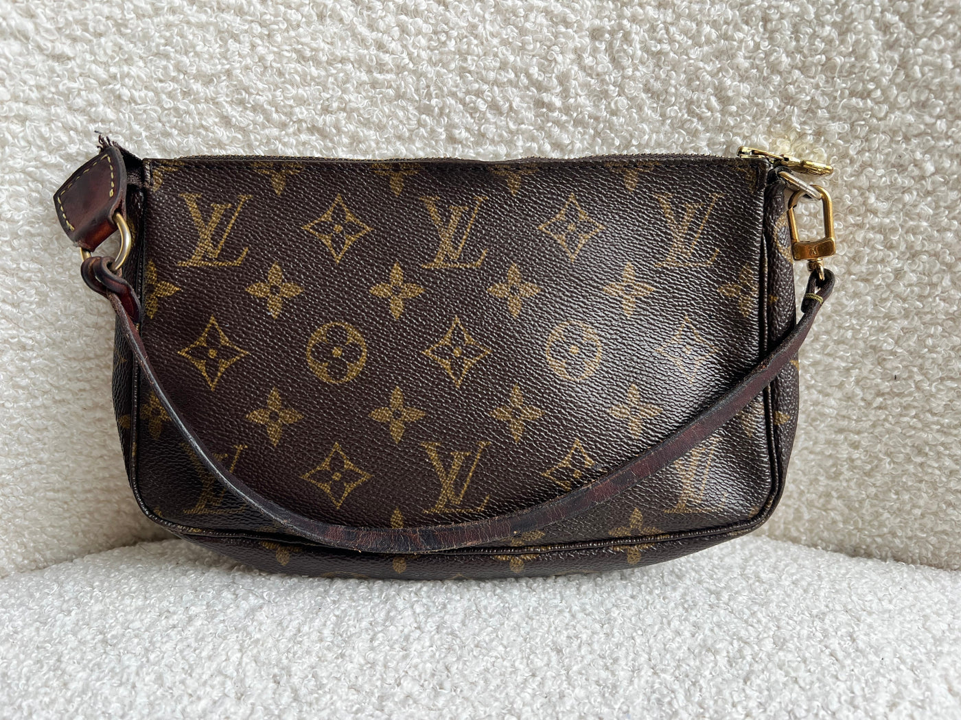 Louis Vuitton Pochette Accessoires Monogram - Product Image 3