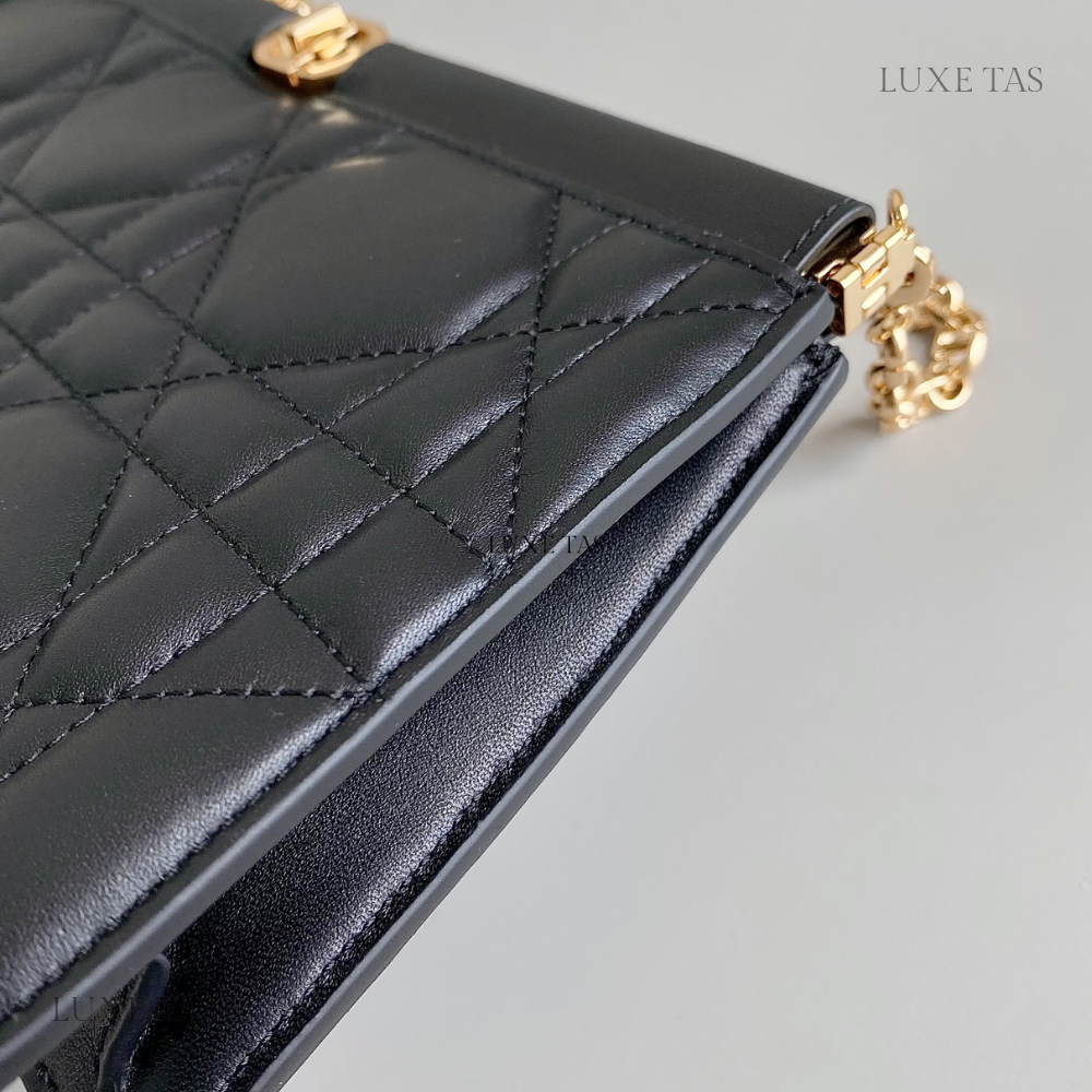 Black Cannage Lambskin D Caro Colle Noire Clutch with Chain Leather Crossbody Bag for Women - Product Image 6
