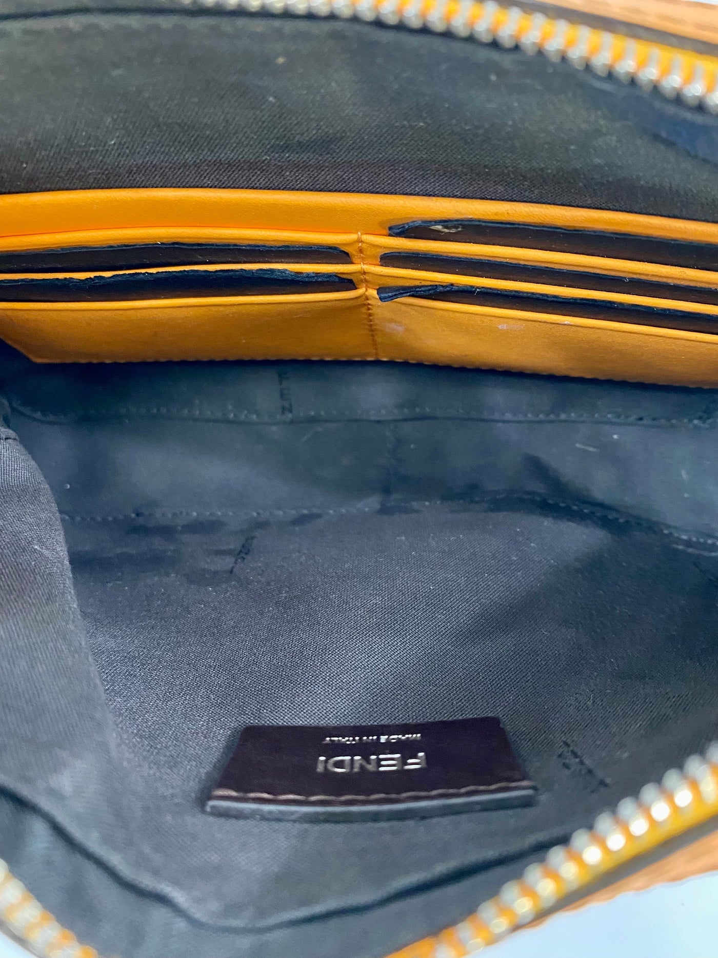 FENDI VITELLO LIBERTY CENTURY FF LOGO CAMERA BAG - Product Image 4