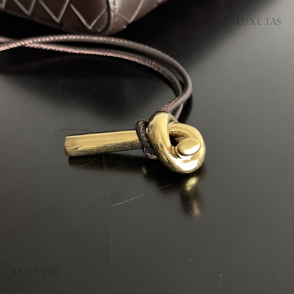 Fondant Long Clutch Andiamo With Handle Designer Clutch for Women - Product Image 6