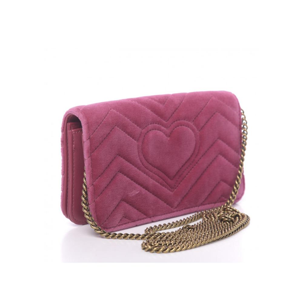 Gucci 488426 2149 Women's Raspberry Pink Velvet Mini Clutch Bag ( ) | Studio Nafay