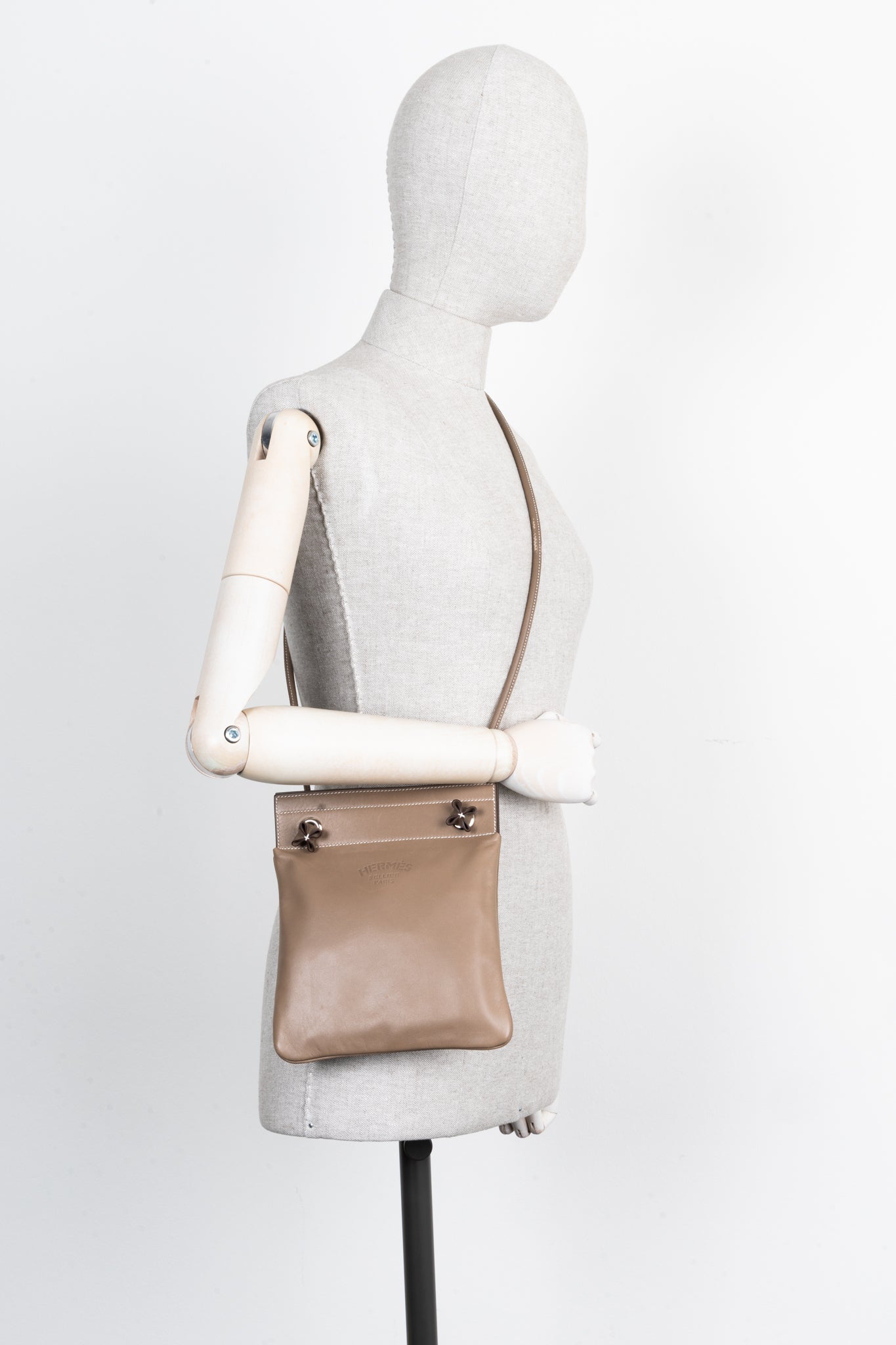 HERMES Aline Bag Milo Etoupe | Studio Nafay