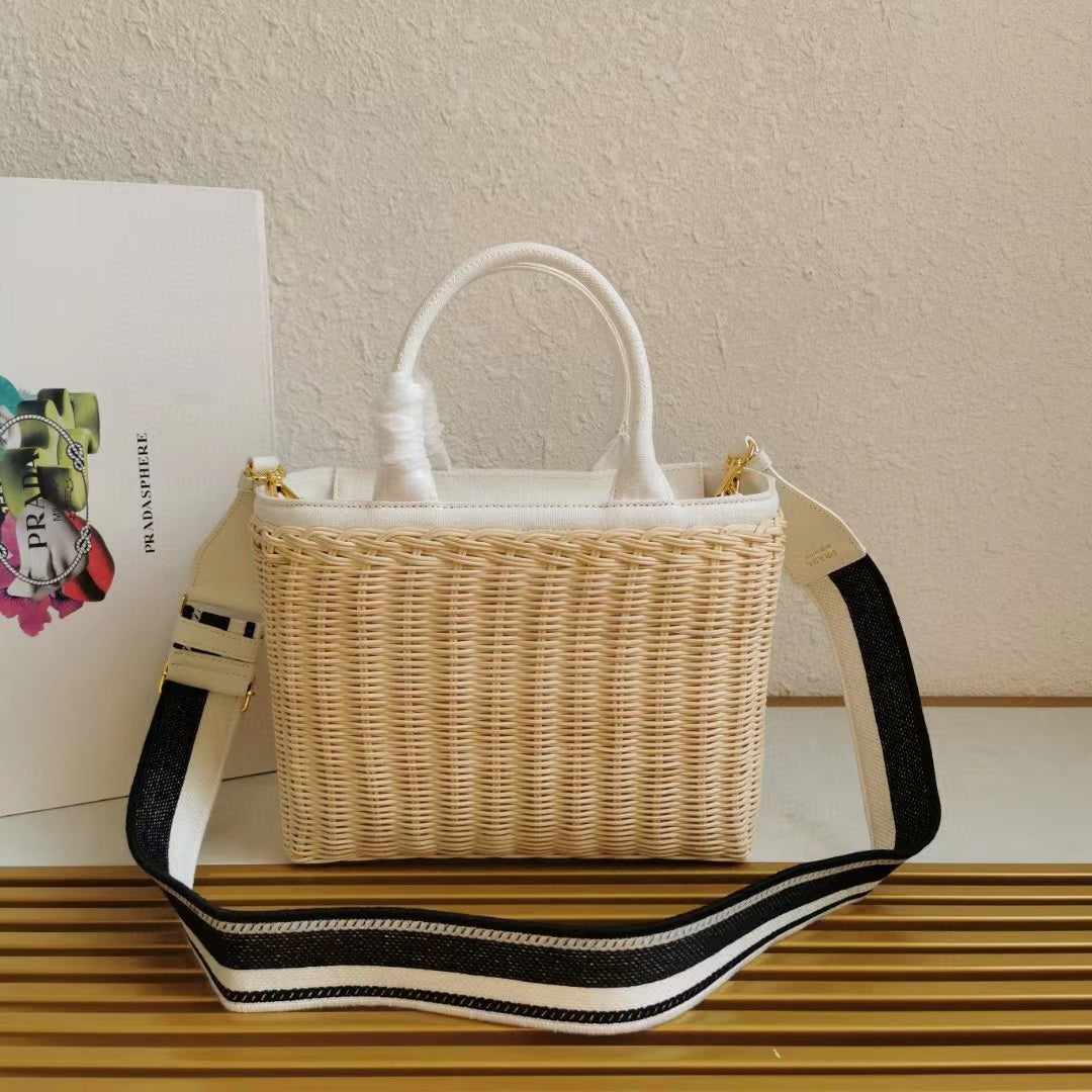 pra medium 26cm wicker and linen blend tote bag - Product Image 9