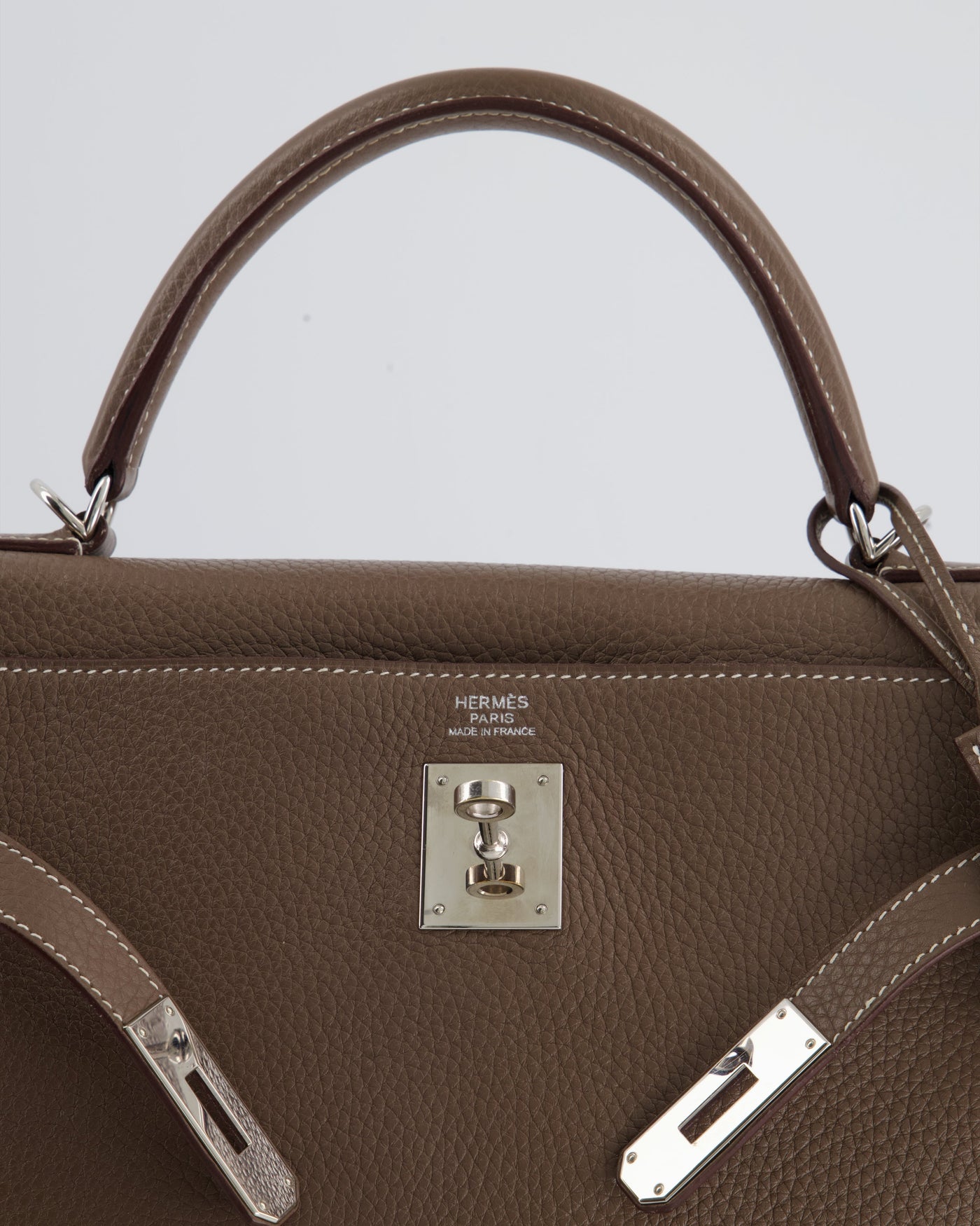Hermes Kelly 32 Retourne Bag in Etoupe Clemence Leather with Palladium Hardware - Product Image 12