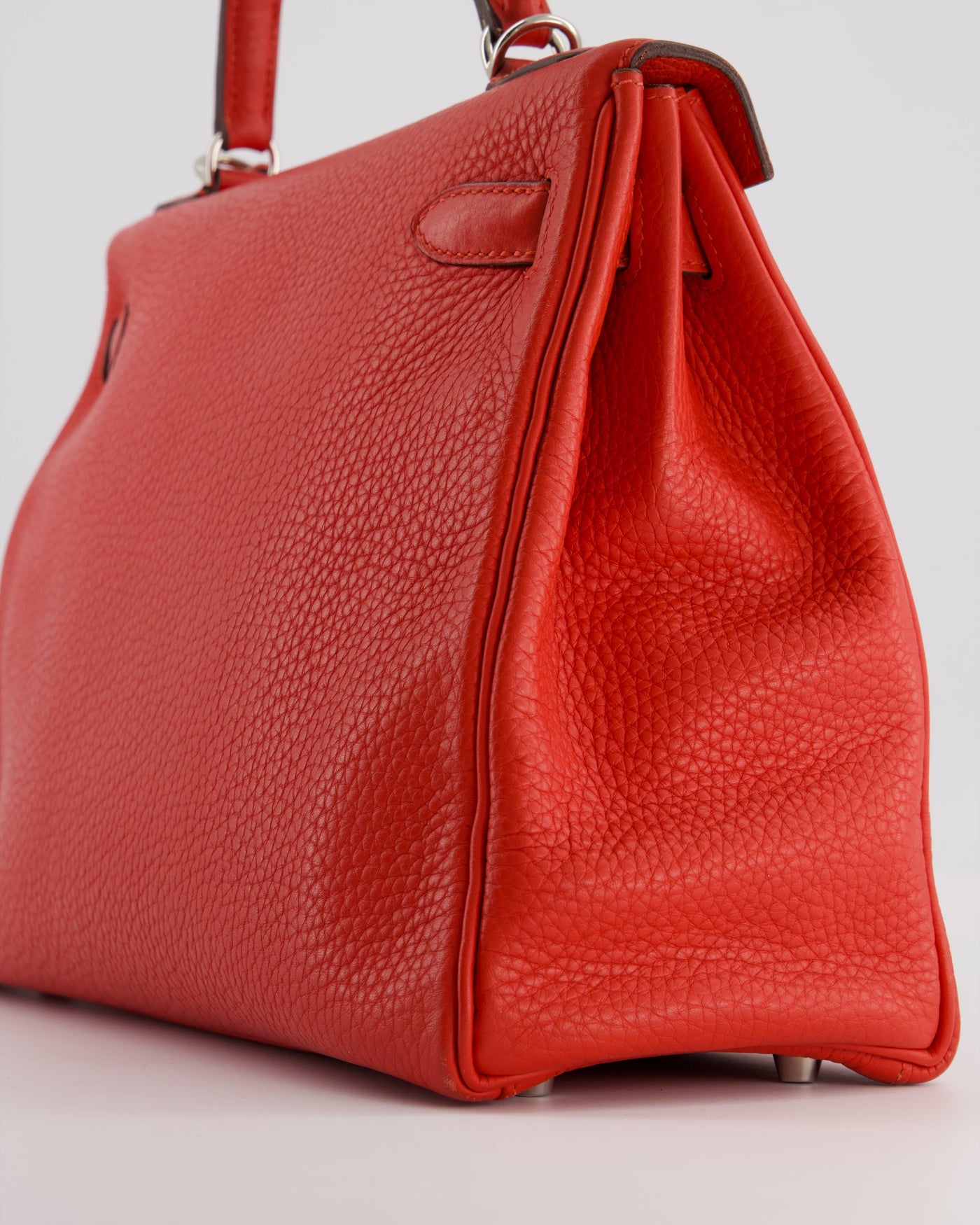 Hermes Kelly 32 Retourne Bag in Geranium Togo Leather and Palladium Hardware - Product Image 12