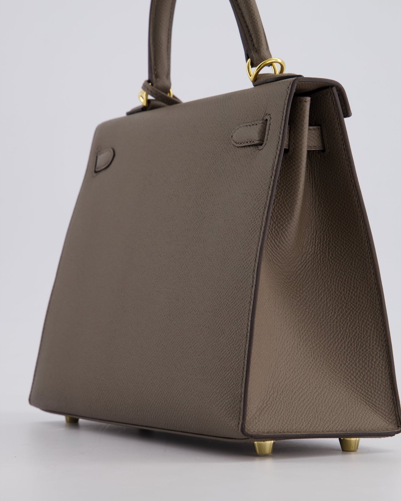 *RARE* Hermes Kelly 25 Sellier Bag in Gris Etain Epsom Leather with Gold Hardware - Product Image 14