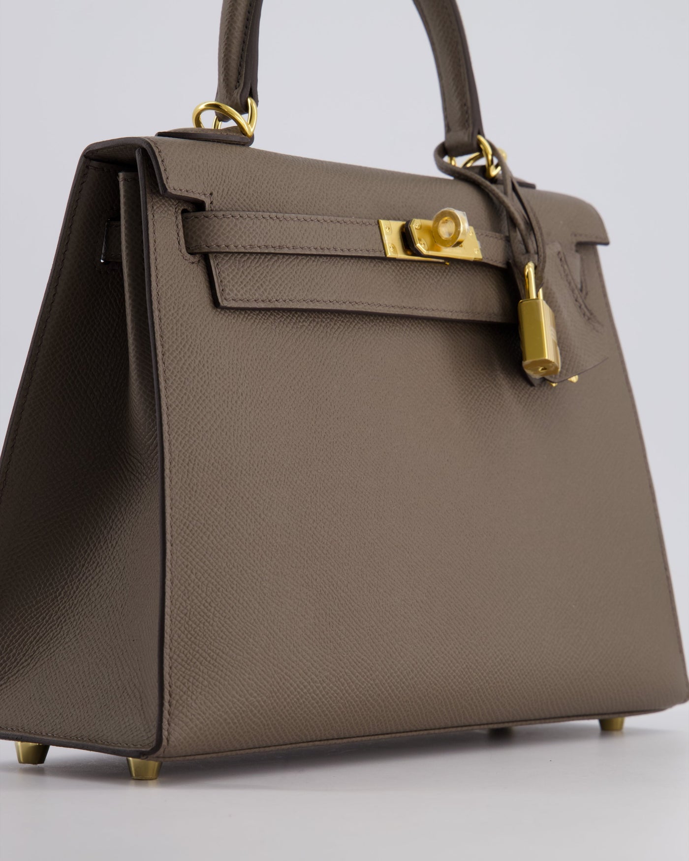 *RARE* Hermes Kelly 25 Sellier Bag in Gris Etain Epsom Leather with Gold Hardware - Product Image 11