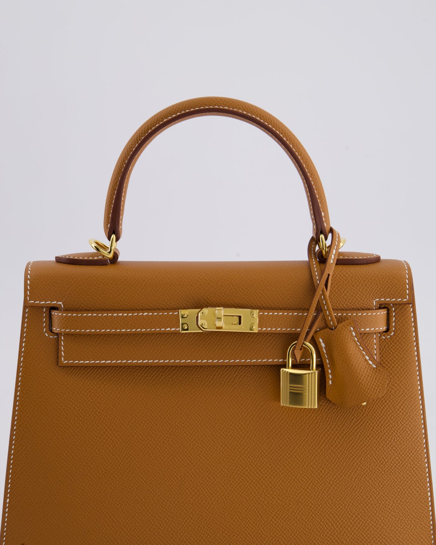 Hermes Kelly 25 Sellier Bag in Gold Epsom Leather with Gold Hardware - Product Image 16