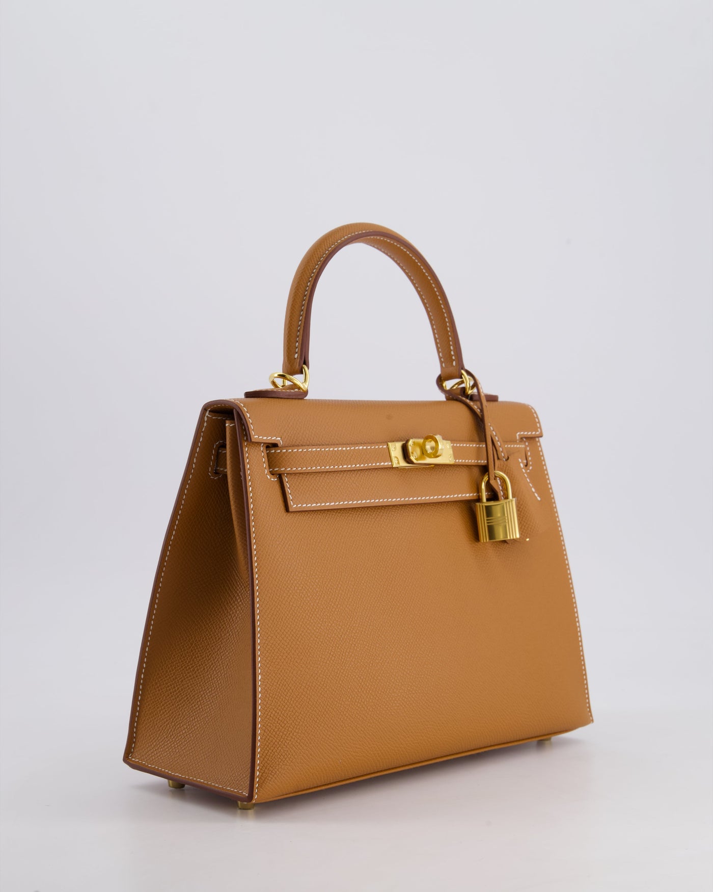 Hermes Kelly 25 Sellier Bag in Gold Epsom Leather with Gold Hardware - Product Image 4