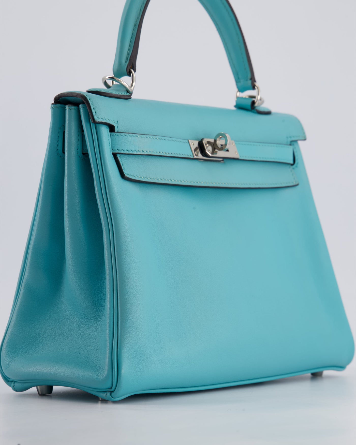 Hermes Kelly 25 Retourne Bag in Bleu Atoll Swift Leather with Palladium Hardware - Product Image 11