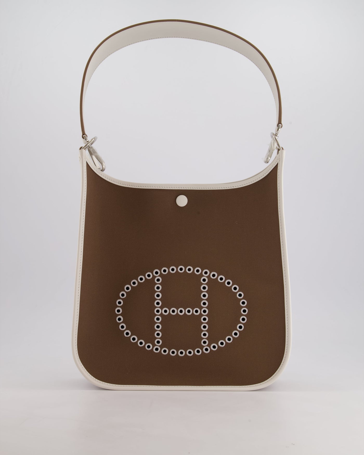 Hermes Evelyne 29 in Neo Etoupe Canvas and White with Palladium Hardware - Product Image 2