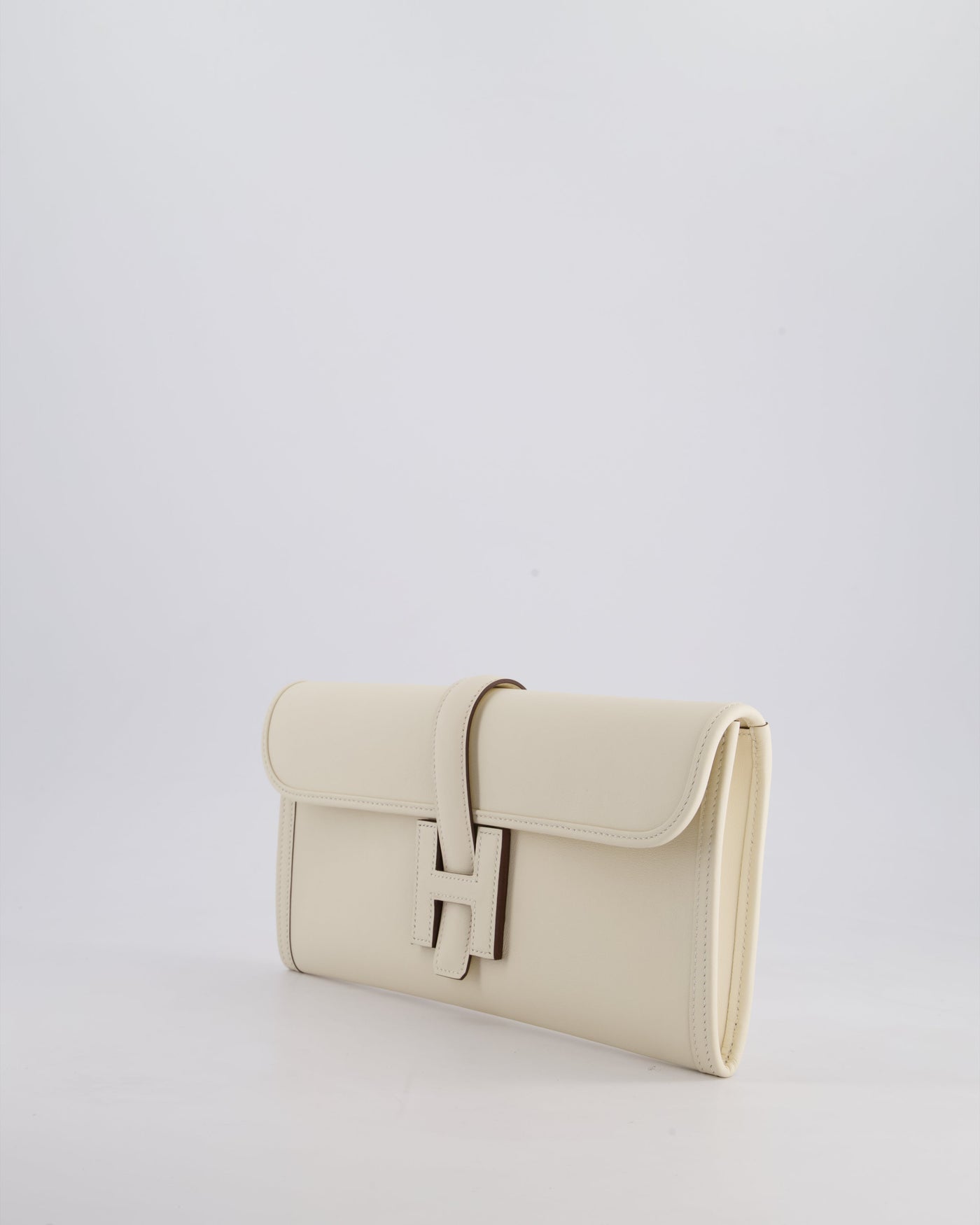 Hermes Jige Elan 29cm Clutch Bag in Nata Evercolour Leather - Product Image 10