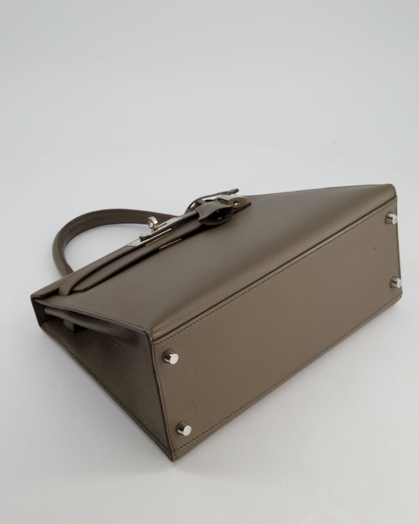 Hermes HSS Kelly 28 Sellier Bag in Gris Etain Epsom Leather with Palladium Hardware - Product Image 19