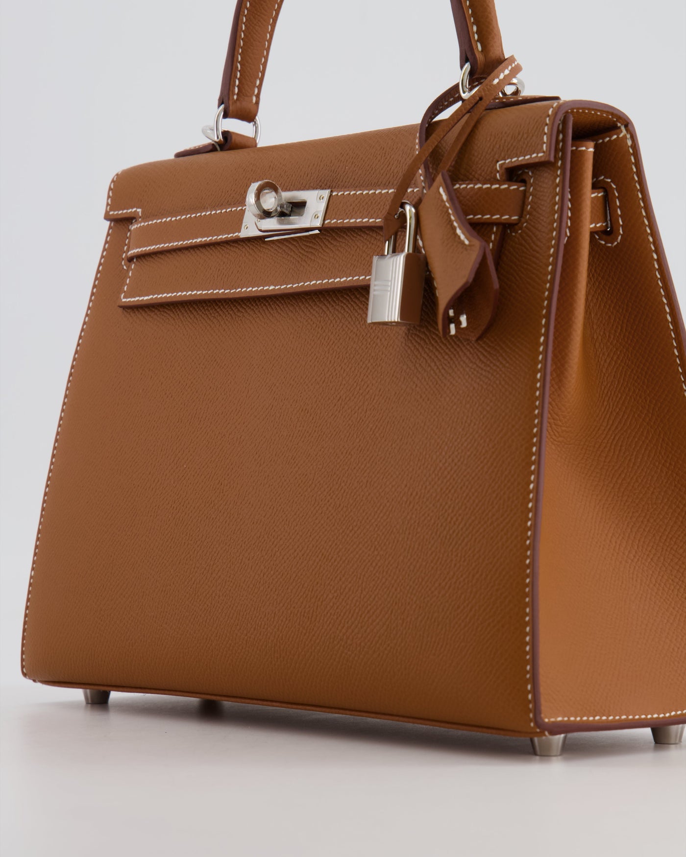 Hermes Kelly 25 Sellier Bag in Gold Epsom Leather with Palladium Hardware - Product Image 12