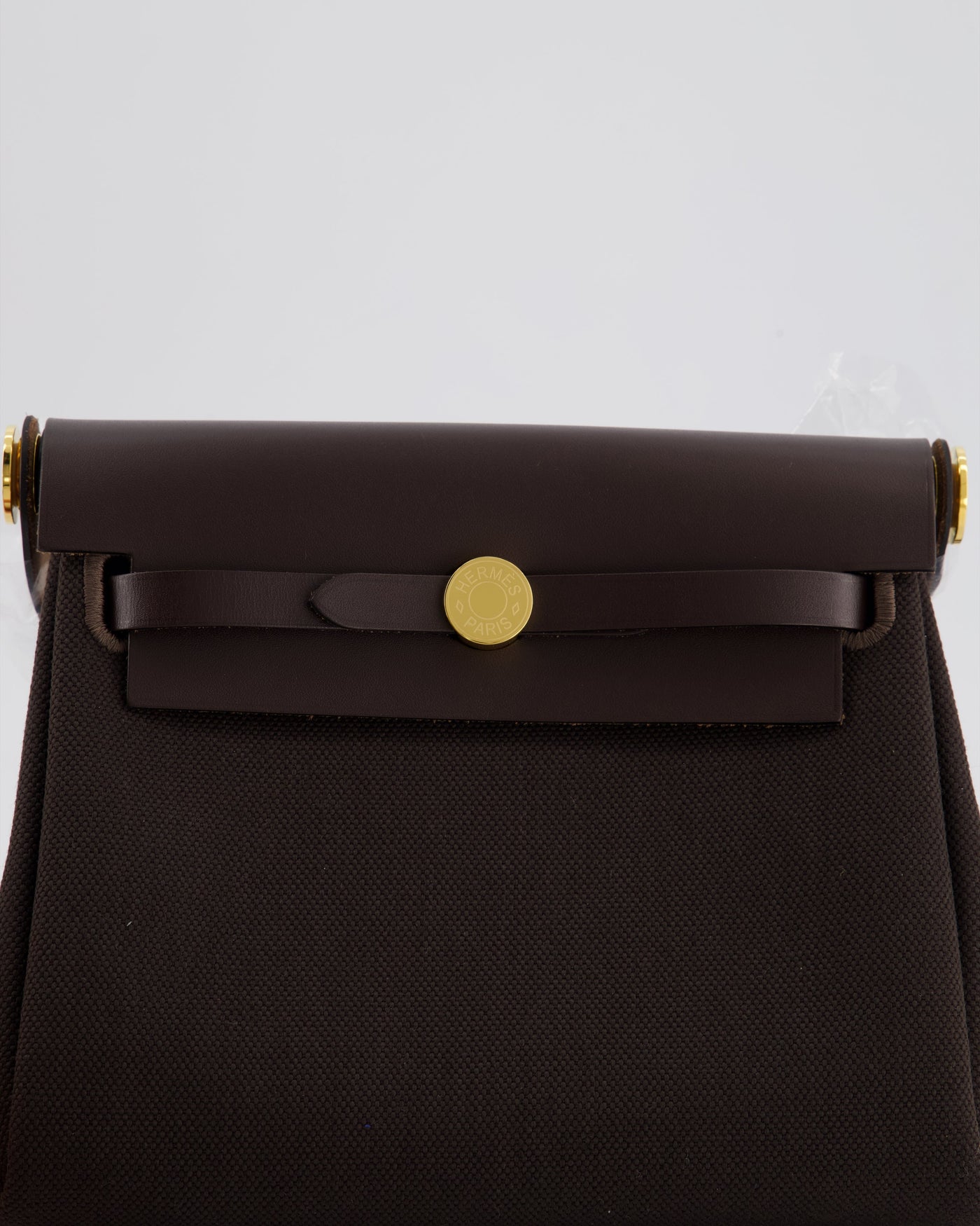 Hermes Herbag Zip 20 Bag in Ebene Viking Canvas & Ebene Vache Hunter Leather with Gold Hardware - Product Image 15