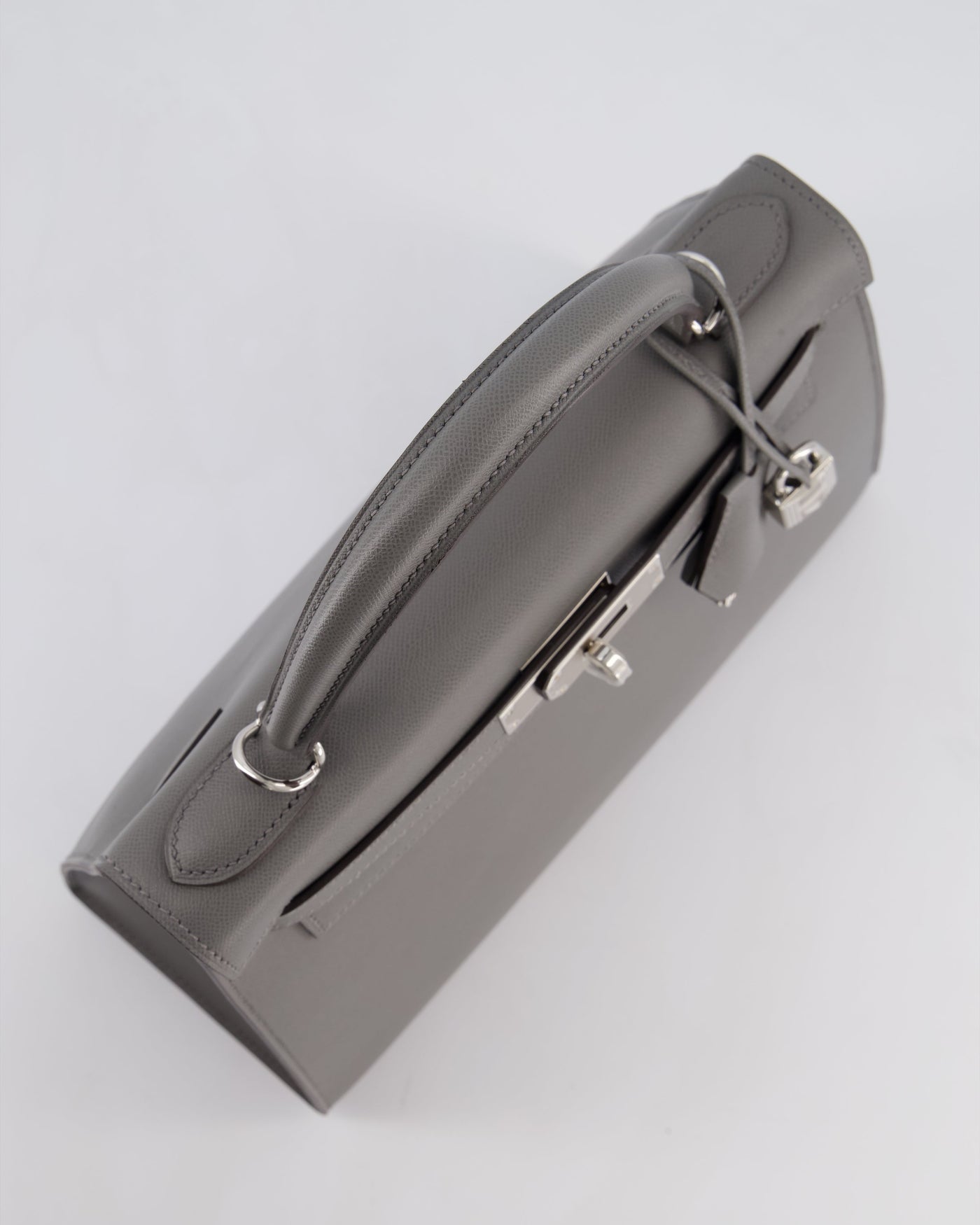 *RARE* Hermes Kelly 28 Sellier Bag in Gris Meyer Madame Leather with Palladium Hardware - Product Image 18