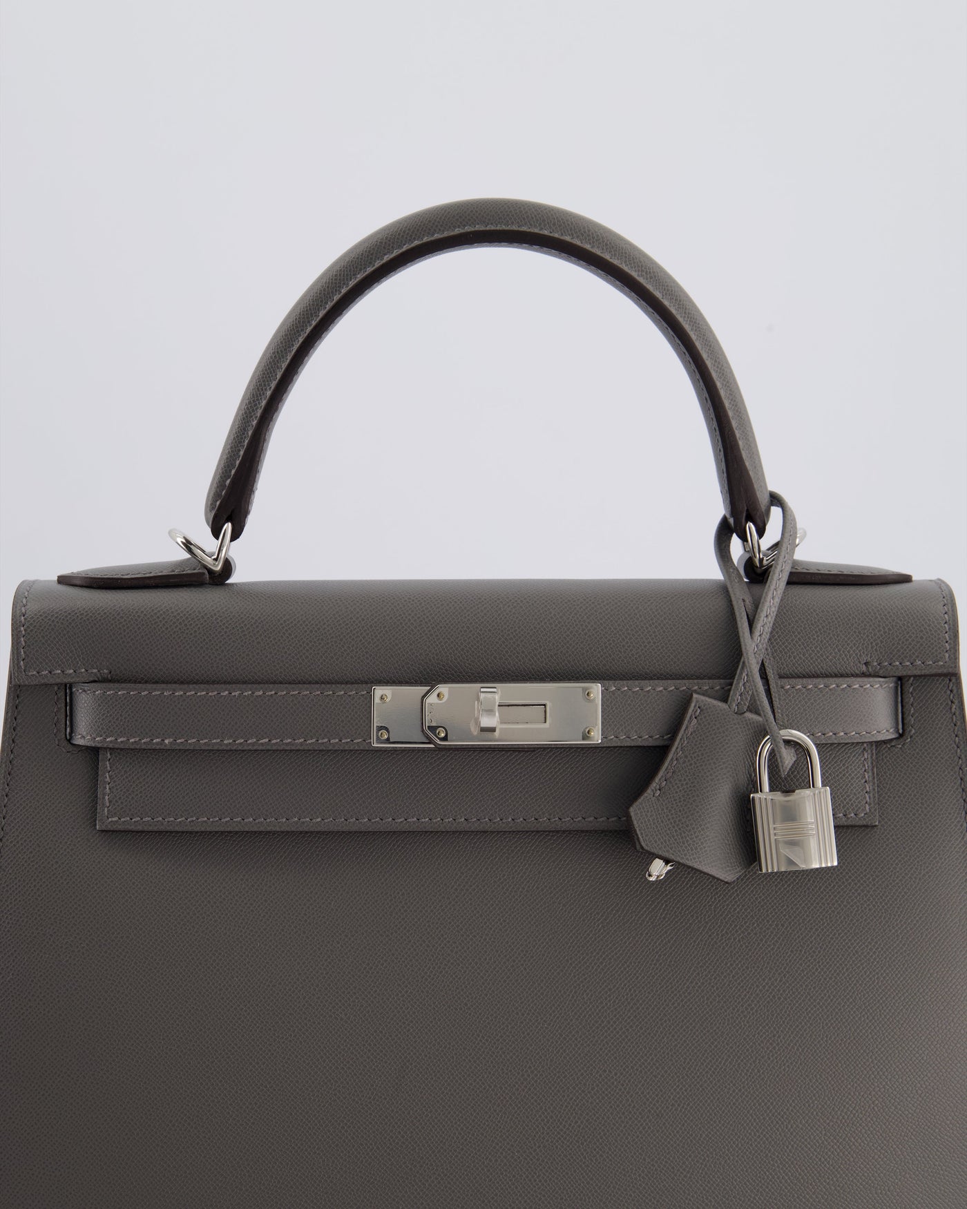 *RARE* Hermes Kelly 28 Sellier Bag in Gris Meyer Madame Leather with Palladium Hardware - Product Image 16