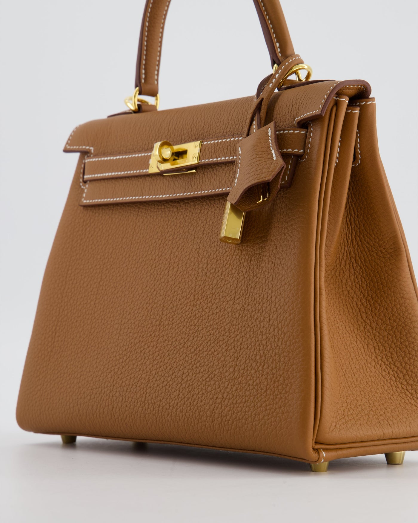 Hermes Kelly 25 Retourne Bag in Gold Togo Leather with Gold Hardware - Product Image 10