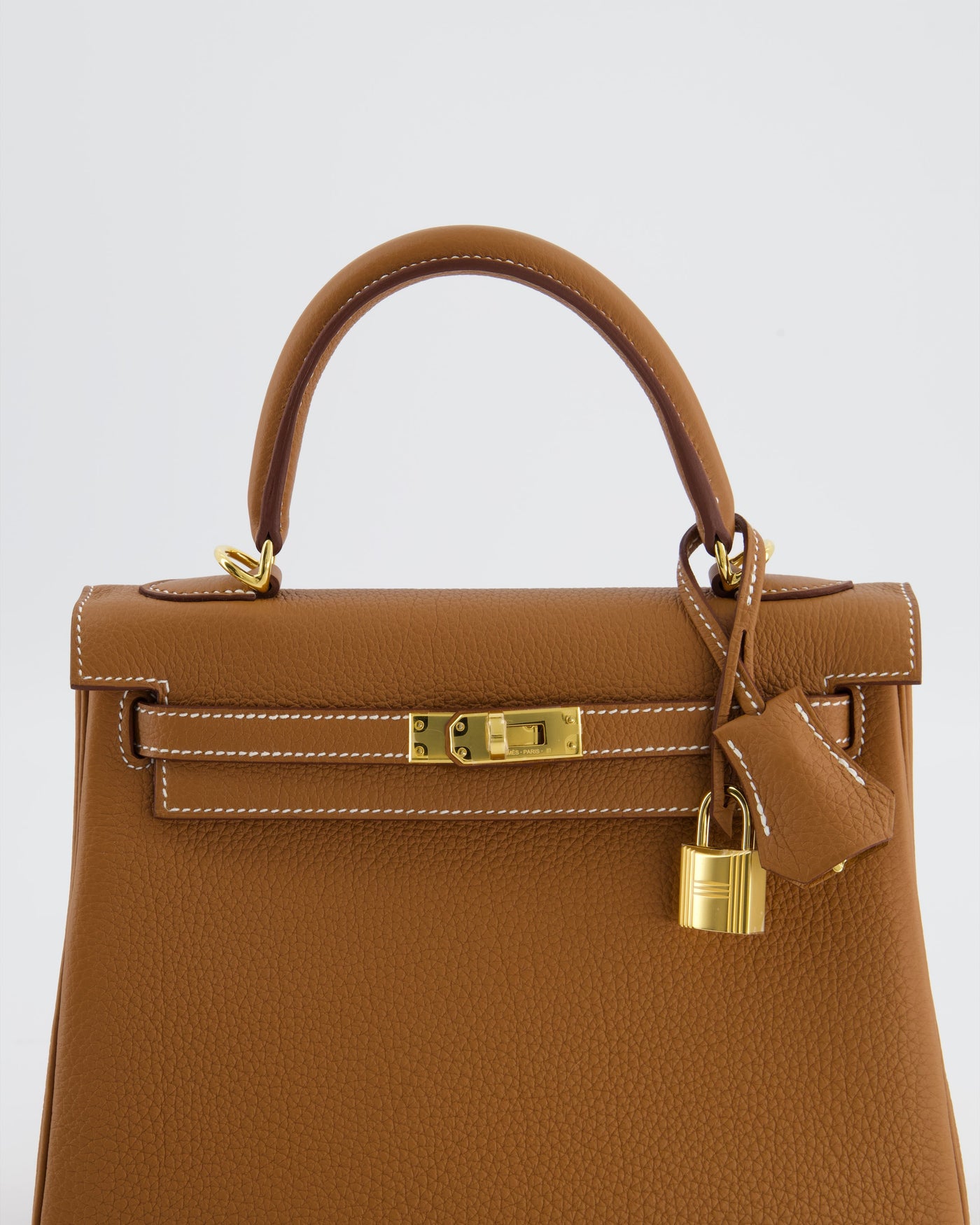 Hermes Kelly 25 Retourne Bag in Gold Togo Leather with Gold Hardware - Product Image 13