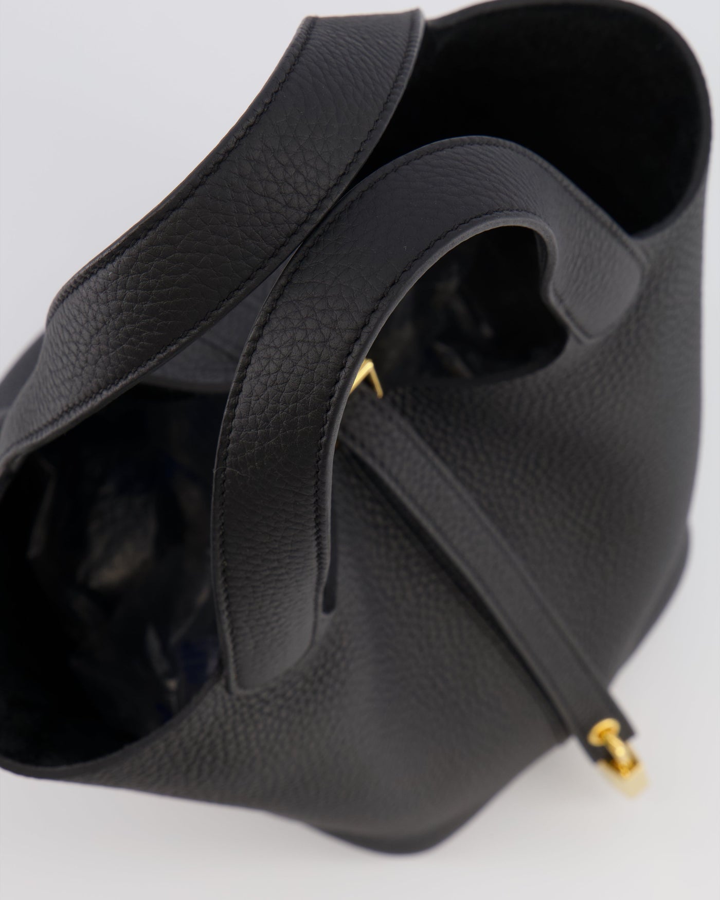 Hermes Picotin Lock Bag 18cm in Noir Clemence Leather with Gold Hardware - Product Image 14