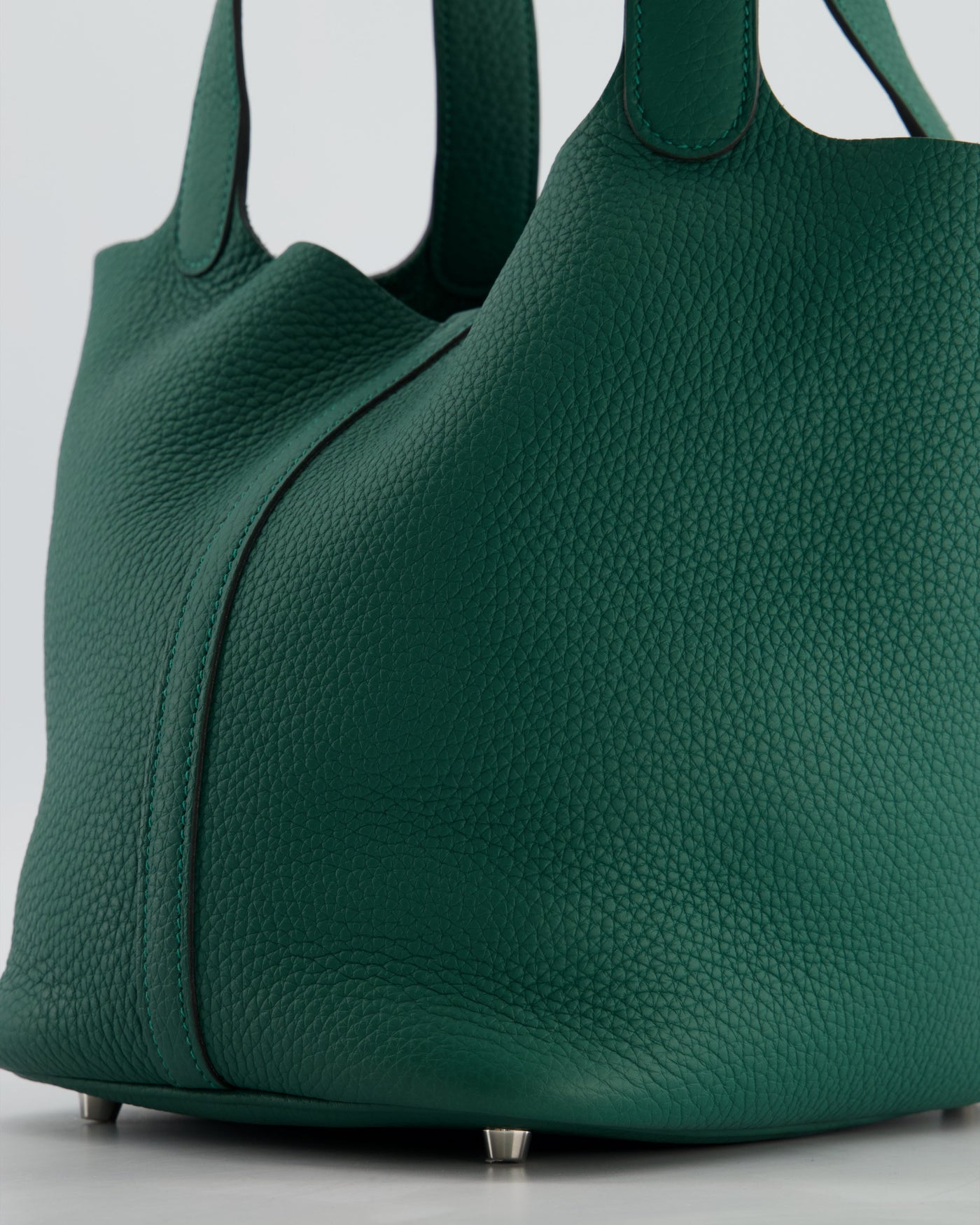 Hermes Picotin Lock 22 Bag in Vert Moyen Clemence Leather with Palladium Hardware - Product Image 11