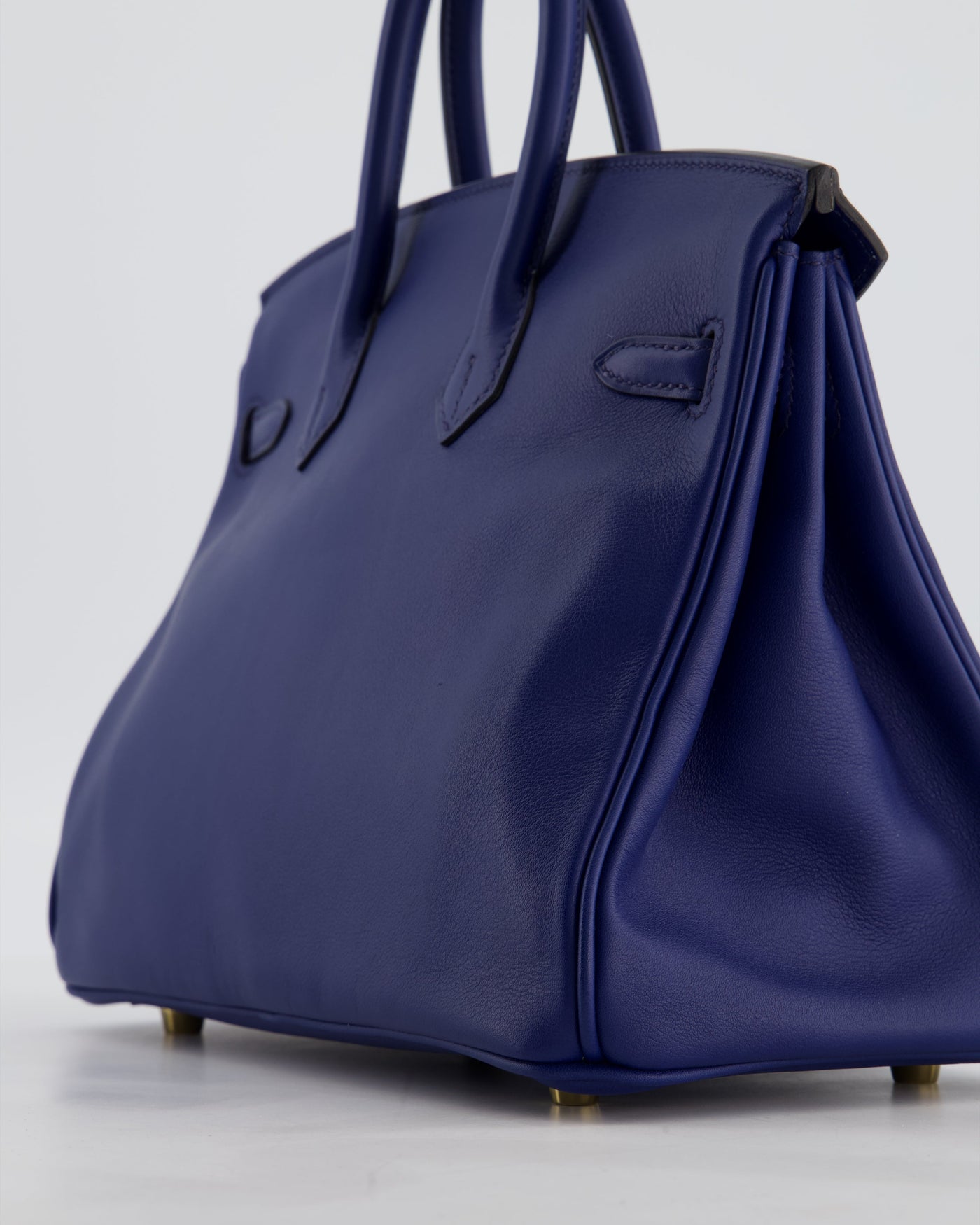 Hermes Birkin 25 Retourne Bag in Bleu Saphir Swift Leather with Gold Hardware - Product Image 12