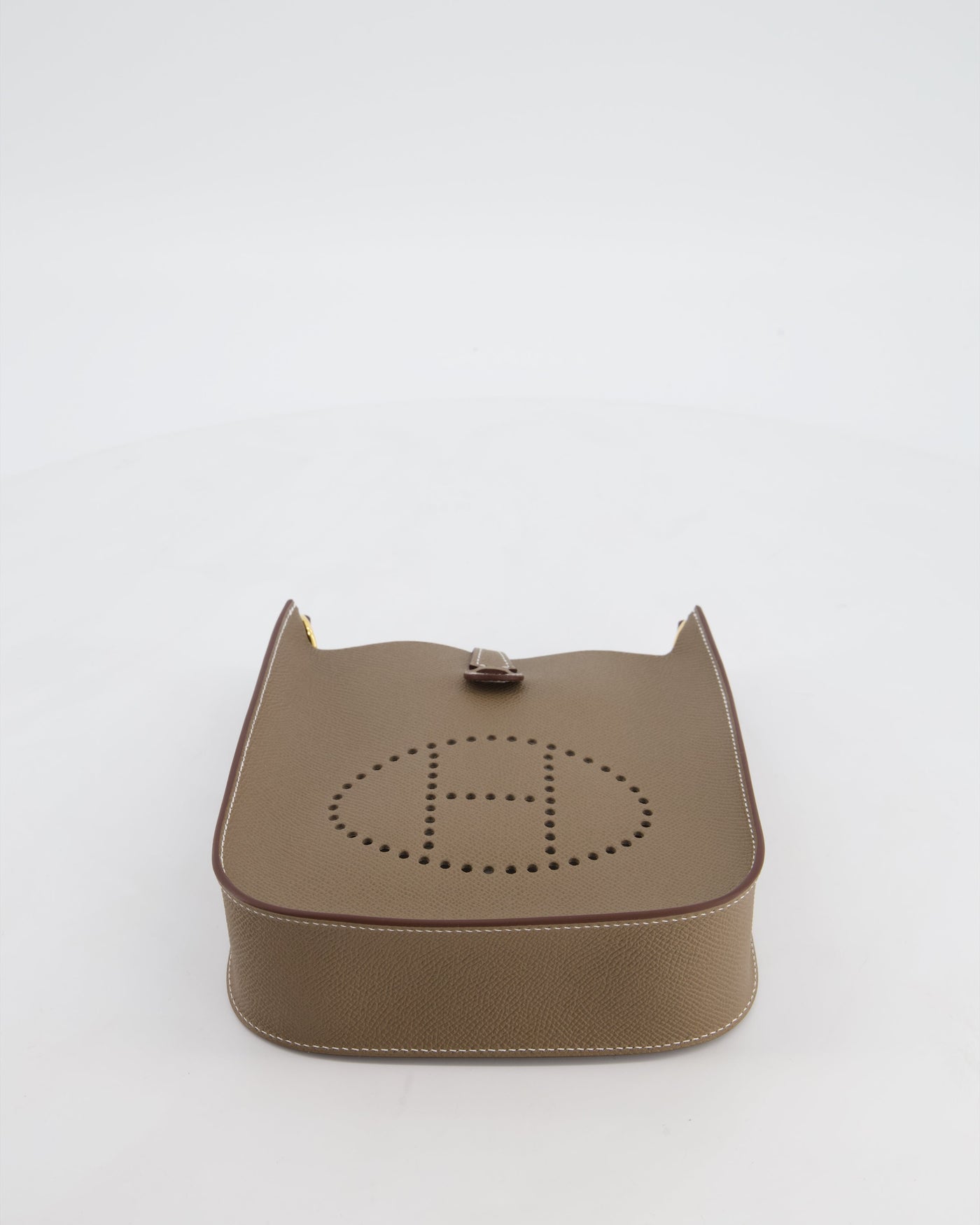 Hermes Mini Evelyne Sellier Bag in Etoupe Epsom Leather with Gold Hardware - Product Image 17