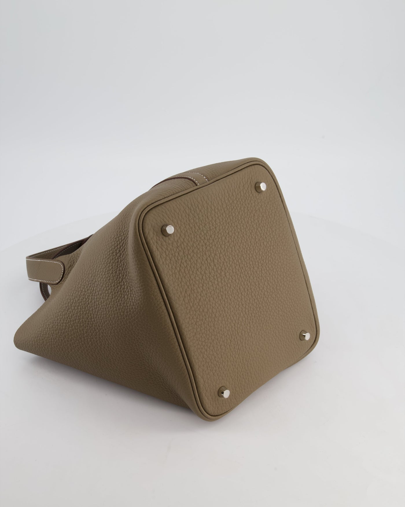 Hermes Picotin 22 Lock Bag in Etoupe Clemence Leather with Palladium Hardware - Product Image 19