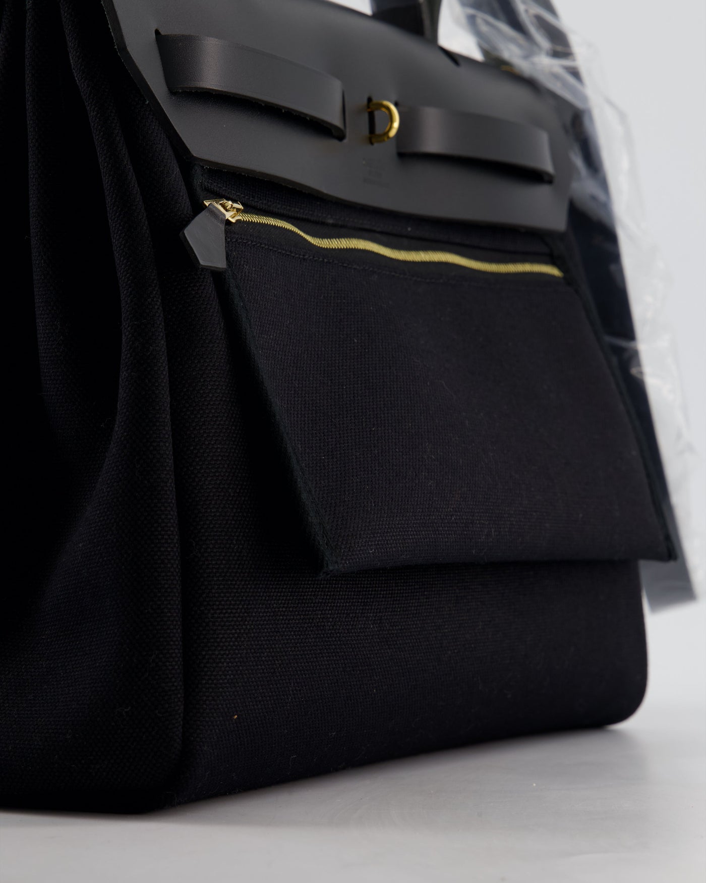 Hermes Herbag 31 Zip Bag in Noir Toile Officier Canvas, Noir Vache Hunter Leather with Gold Hardware - Product Image 15