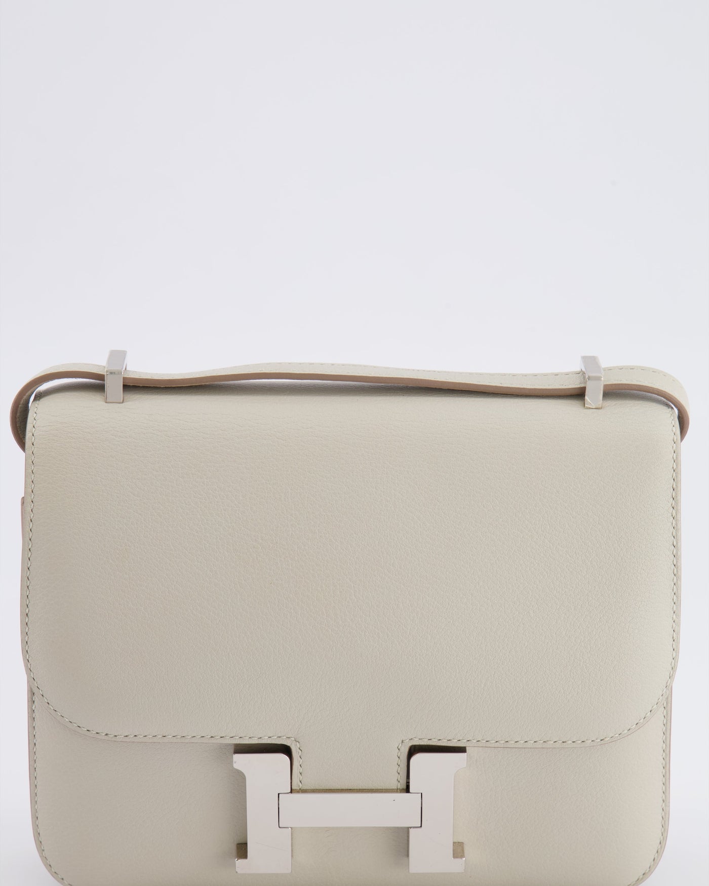 Hermes Constance III 18 Bag in Gris Perle Evercolor Leather with Palladium Hardware - Product Image 15