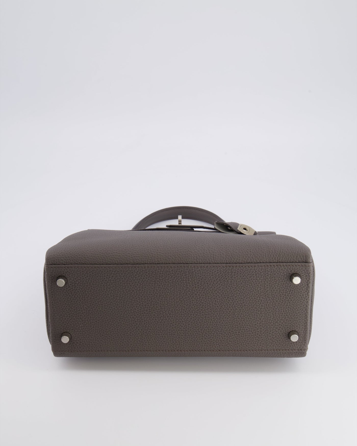 Hermes Kelly 28 Retourne HSS Bag in Gris Etain Togo Leather with Gris Perle Interior and Brushed Palladium Hardware - Product Image 19