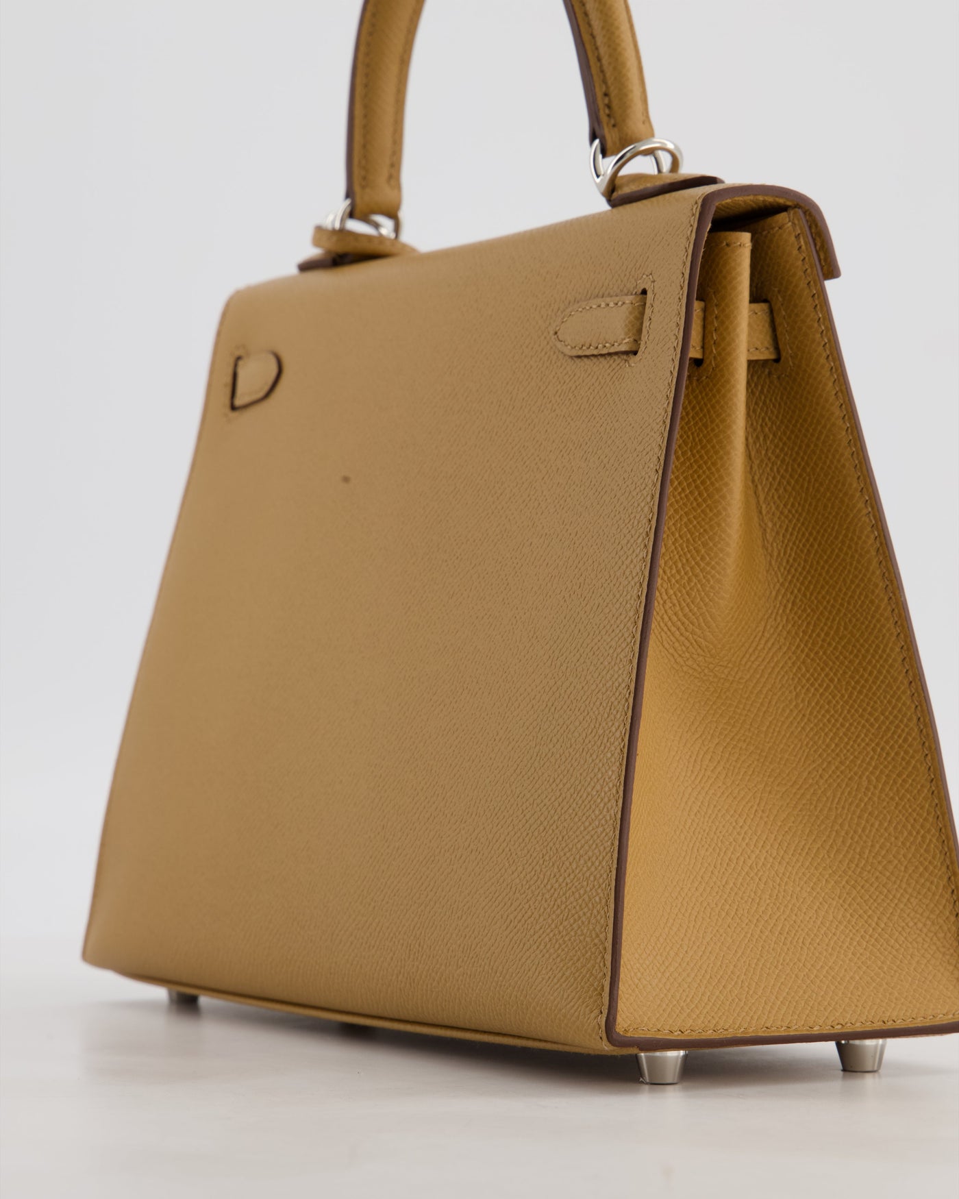 Hermes Kelly 25 Sellier Bag in Biscuit Epsom Leather with Palladium Hardware - Product Image 13